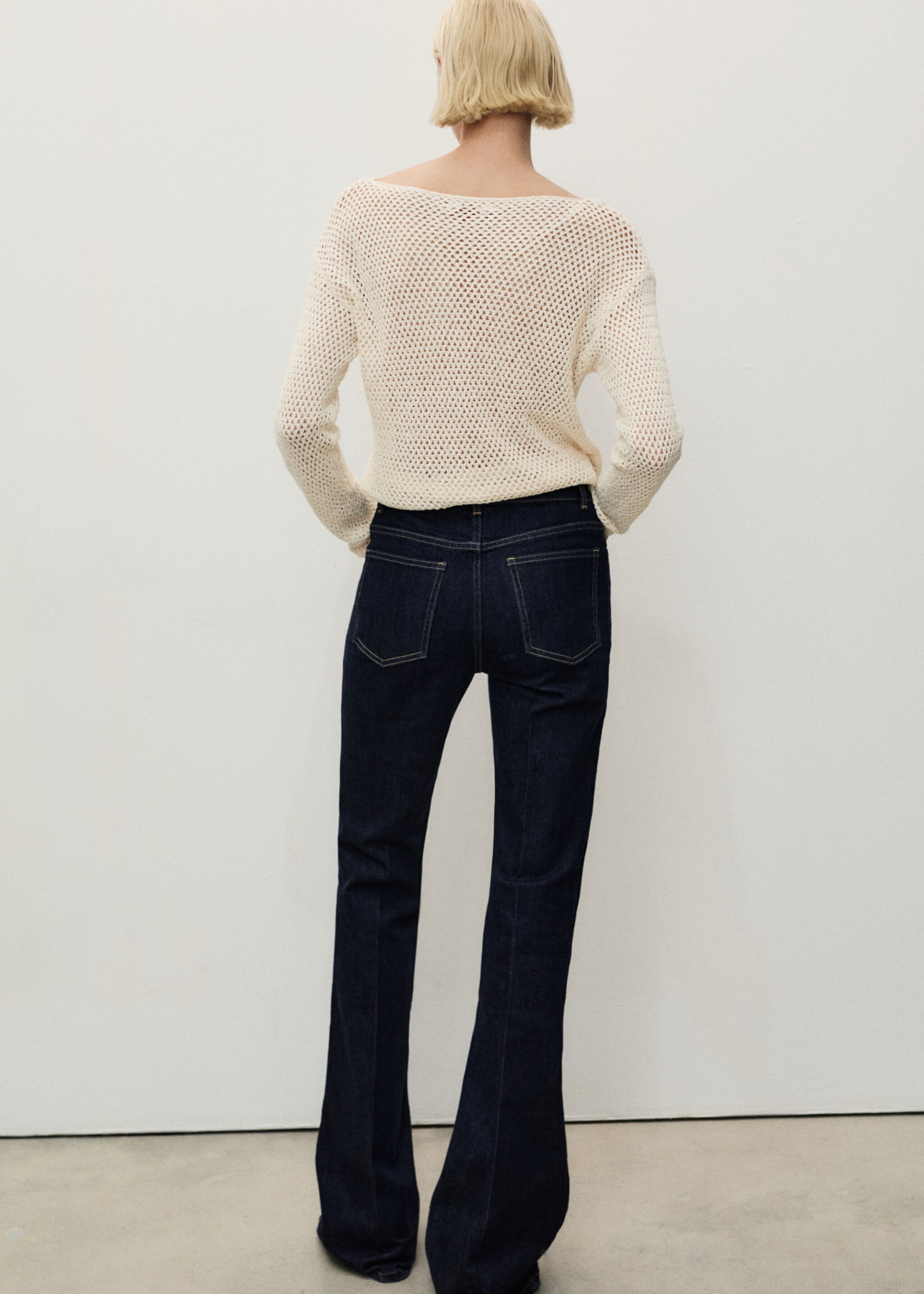 Flare jeans mid rise rinse wash - Reverse of the article, Open Blue. Ref: 87014074-00.