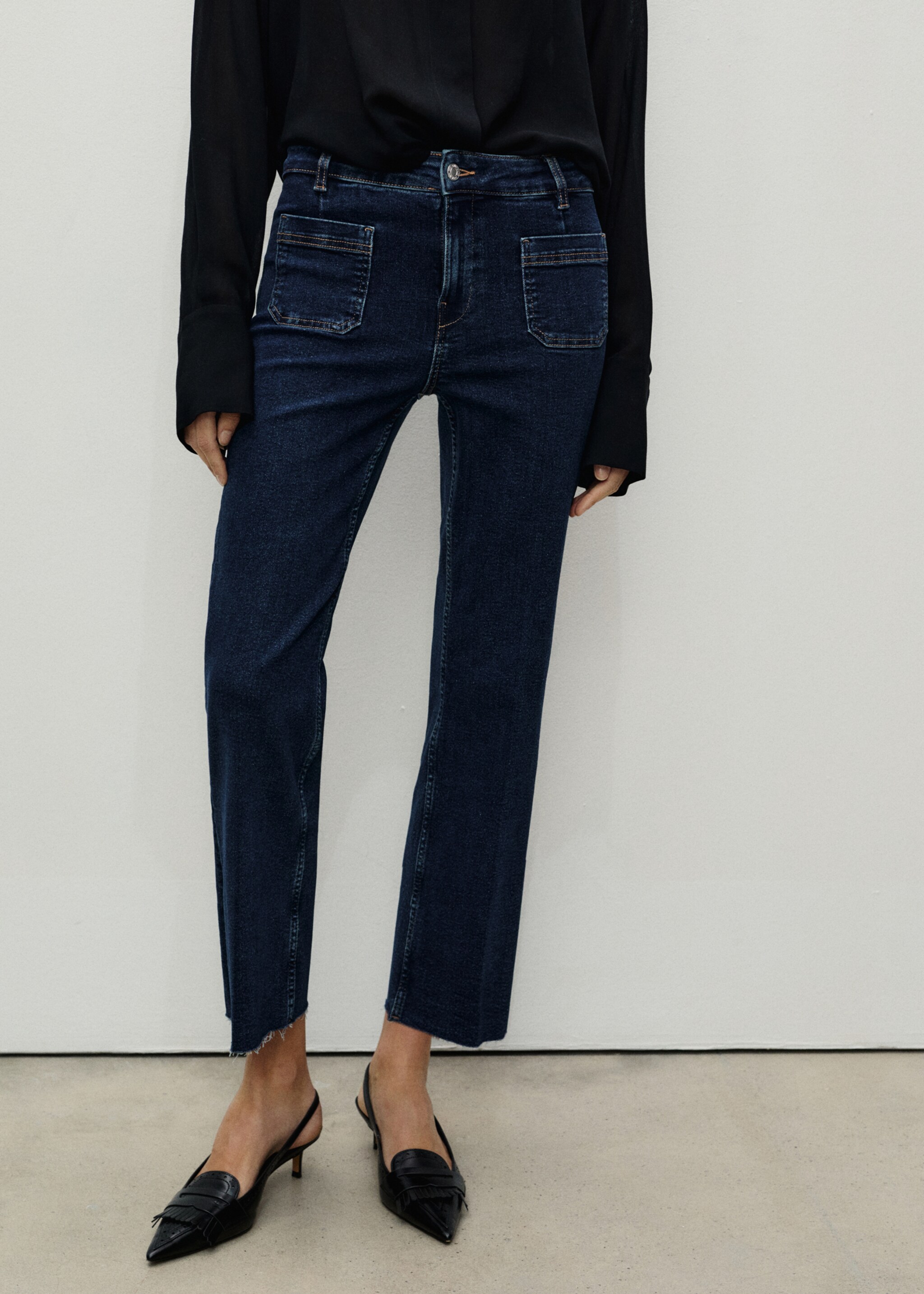 Flared cropped jeans with pockets - Medium plane, Dark Blue. Ref: 87014076-00.