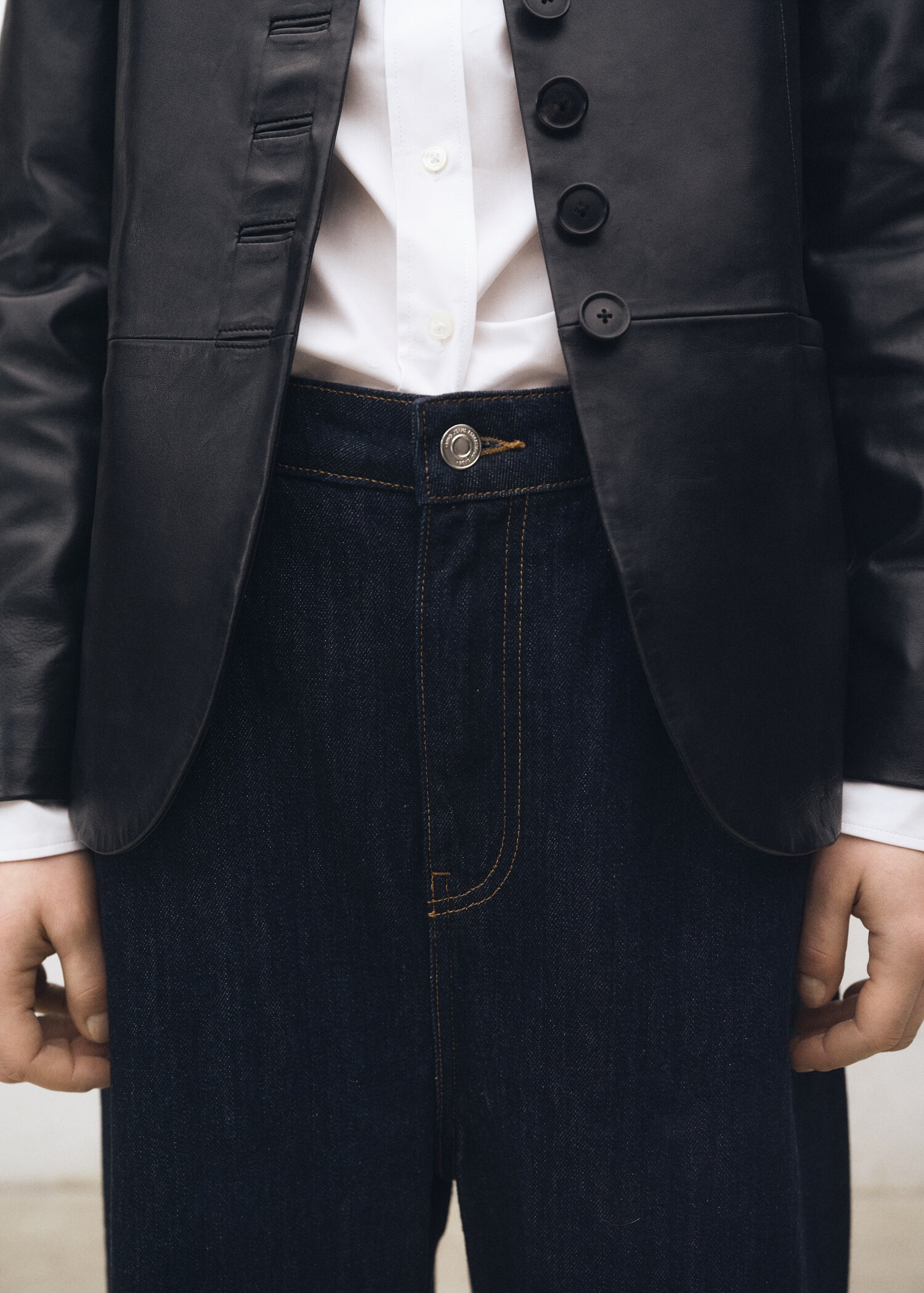 Low-rise wide leg rinse-wash jeans - Medium plane