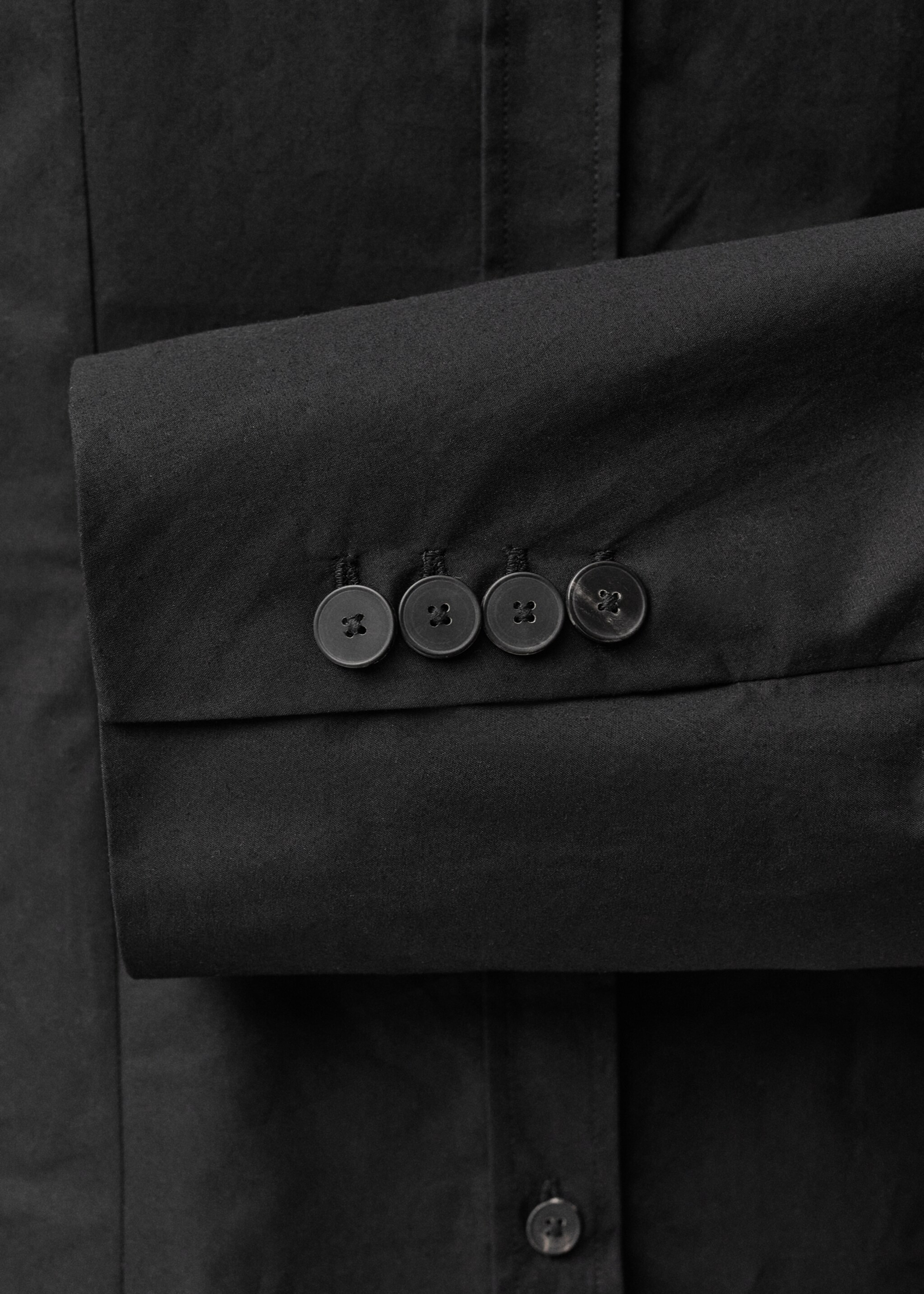 Fitted shirt with cuffless sleeves - Details of the article 0, Black. Ref: 87014085-00.