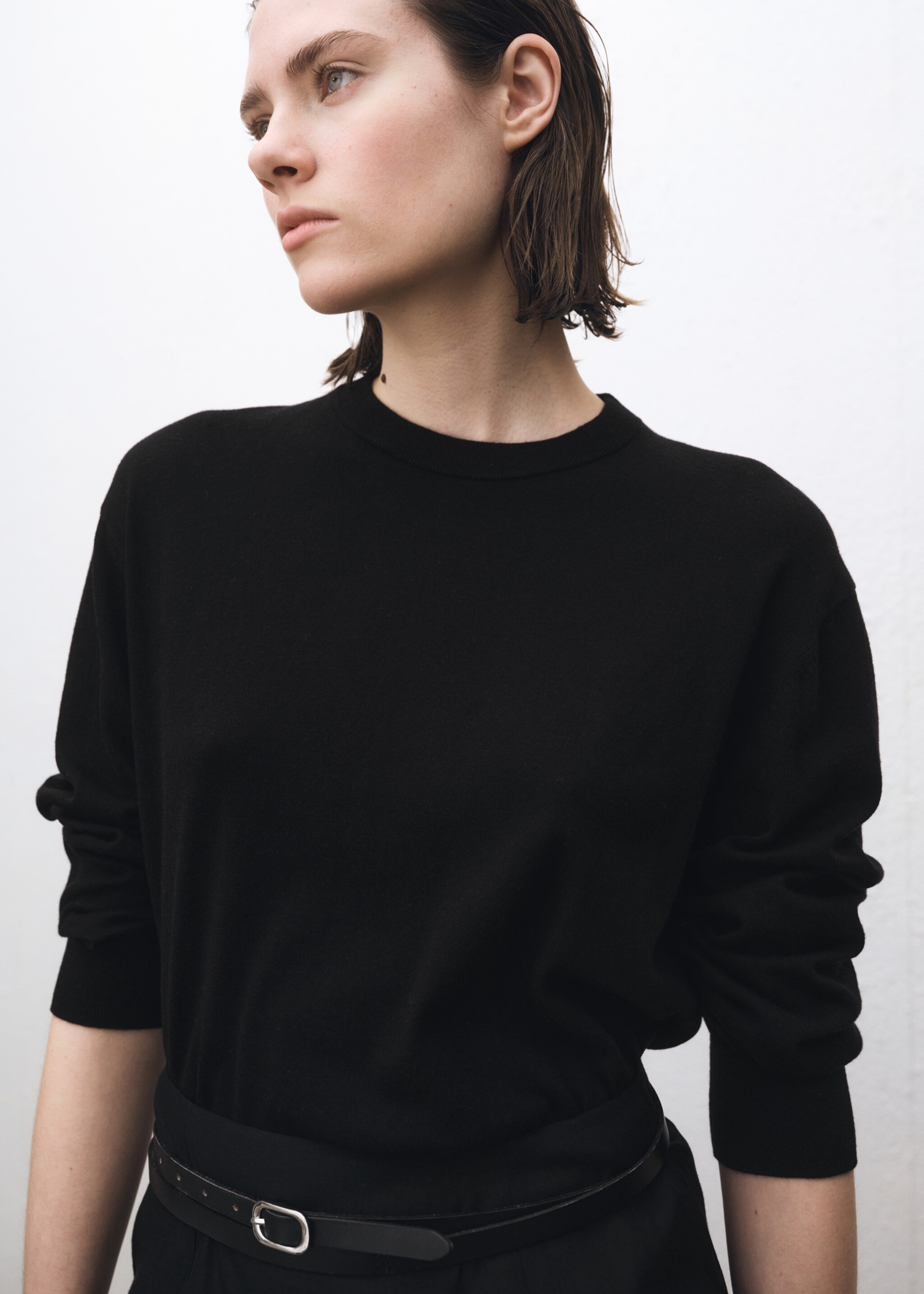 Rundhalspullover aus Wollgemisch - Mittlere Ansicht, Schwarz. Ref: 87014090-00.