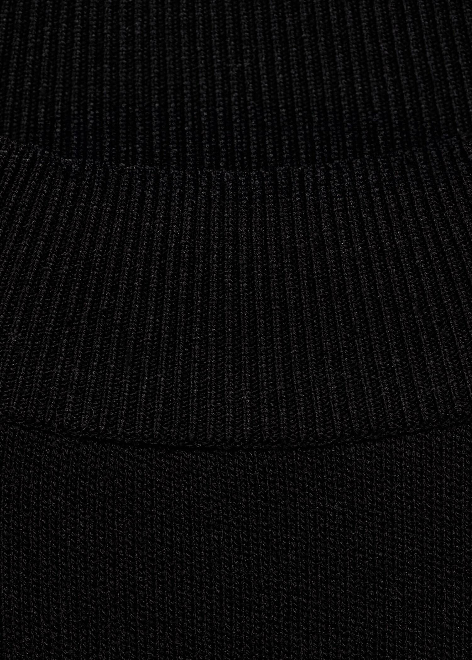 Short-sleeved fine-knit sweater - Details of the article 8