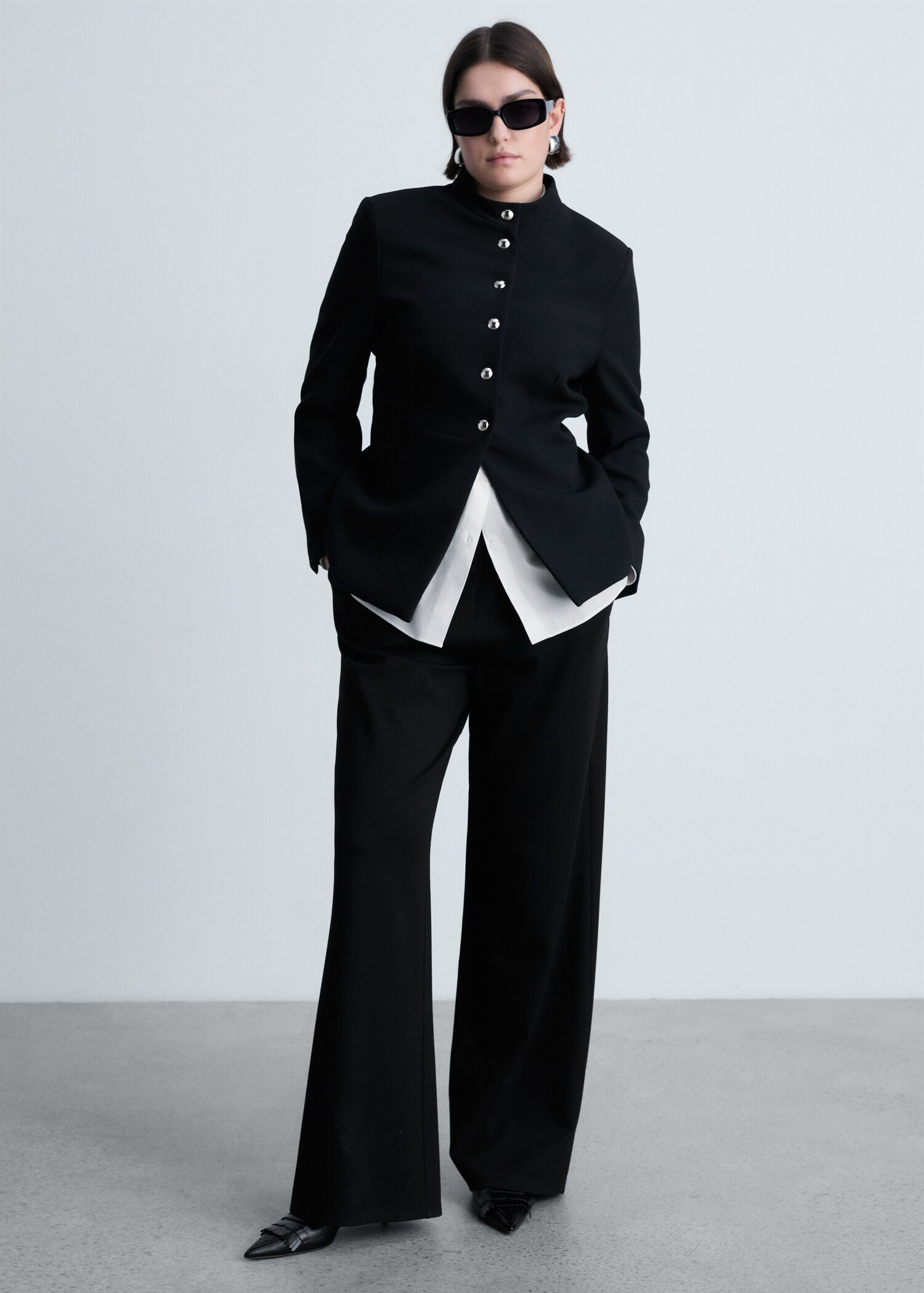 Jacket with jewel-button strip collar - Details of the article 3
