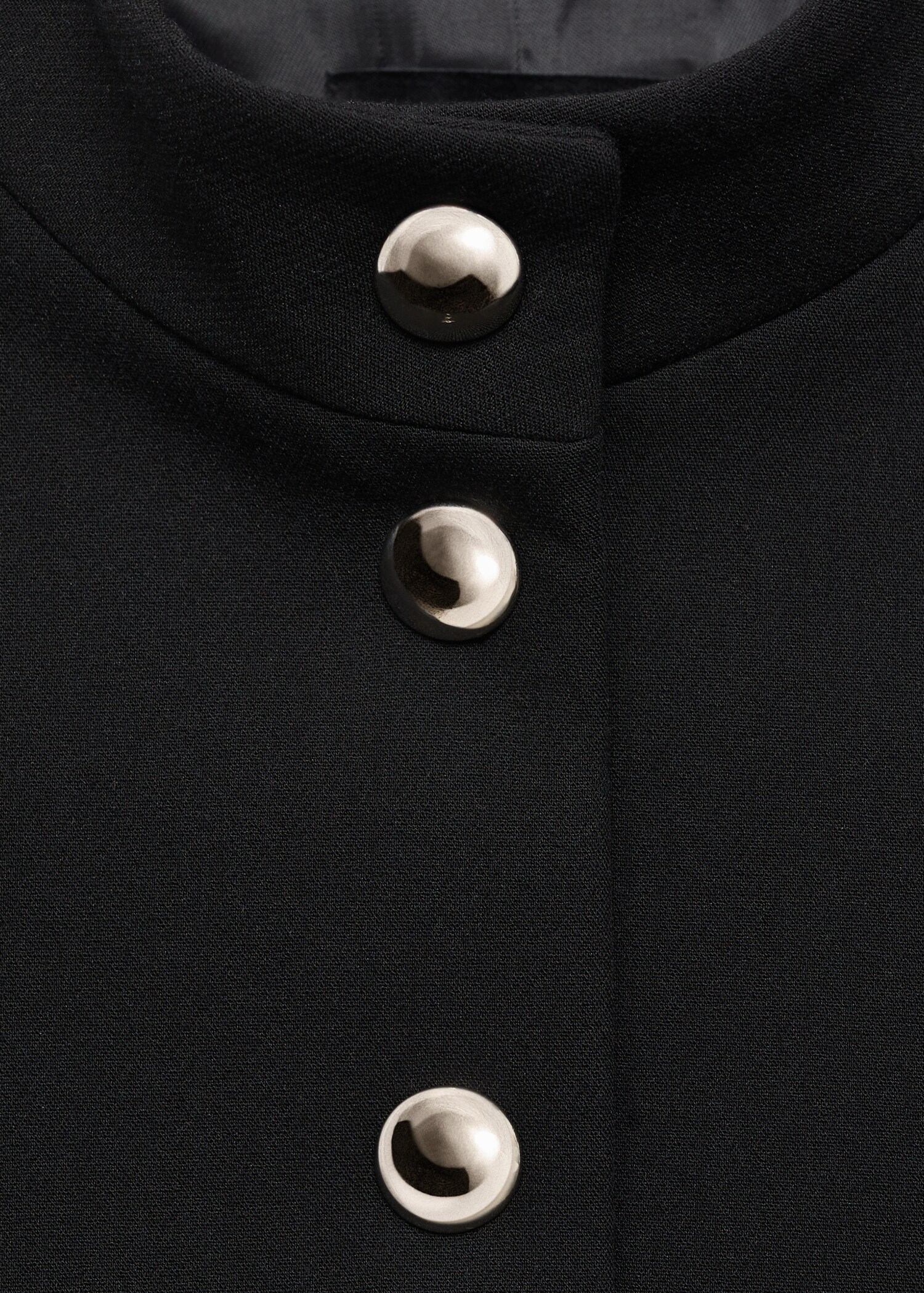 Jacket with jewel-button strip collar - Details of the article 8