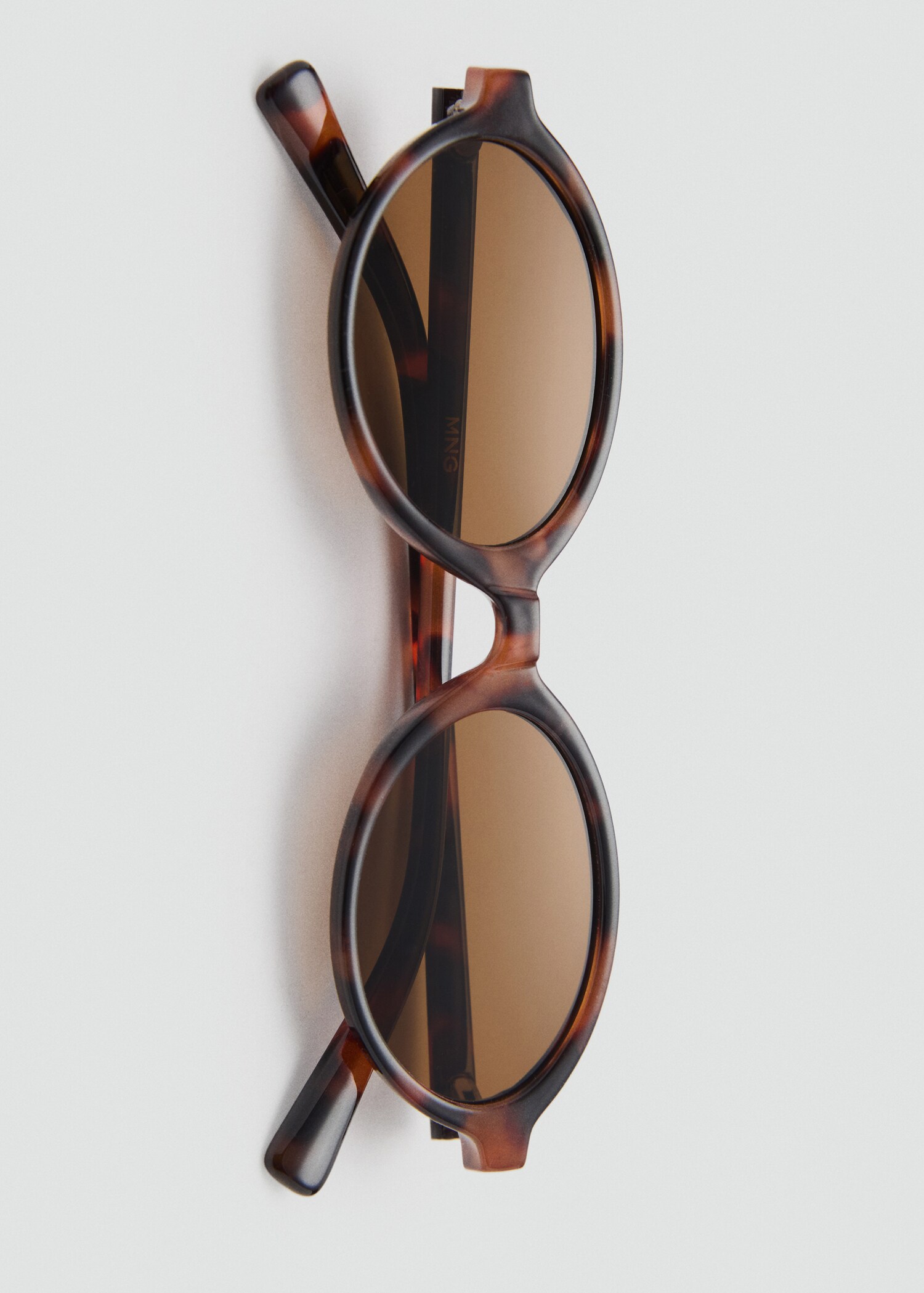 Oval sunglasses - Details of the article 2
