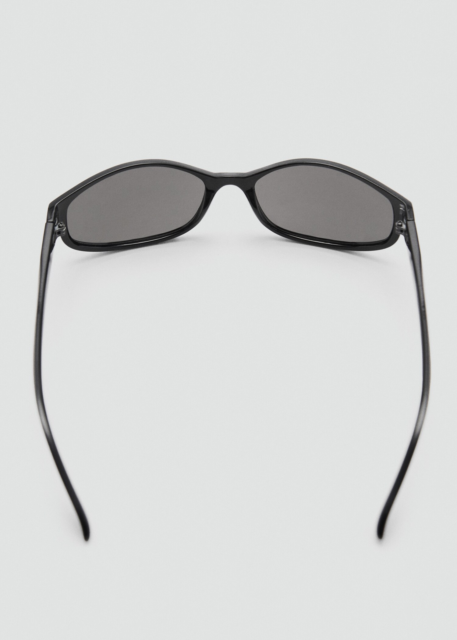 Thin-frame sunglasses - Details of the article 1