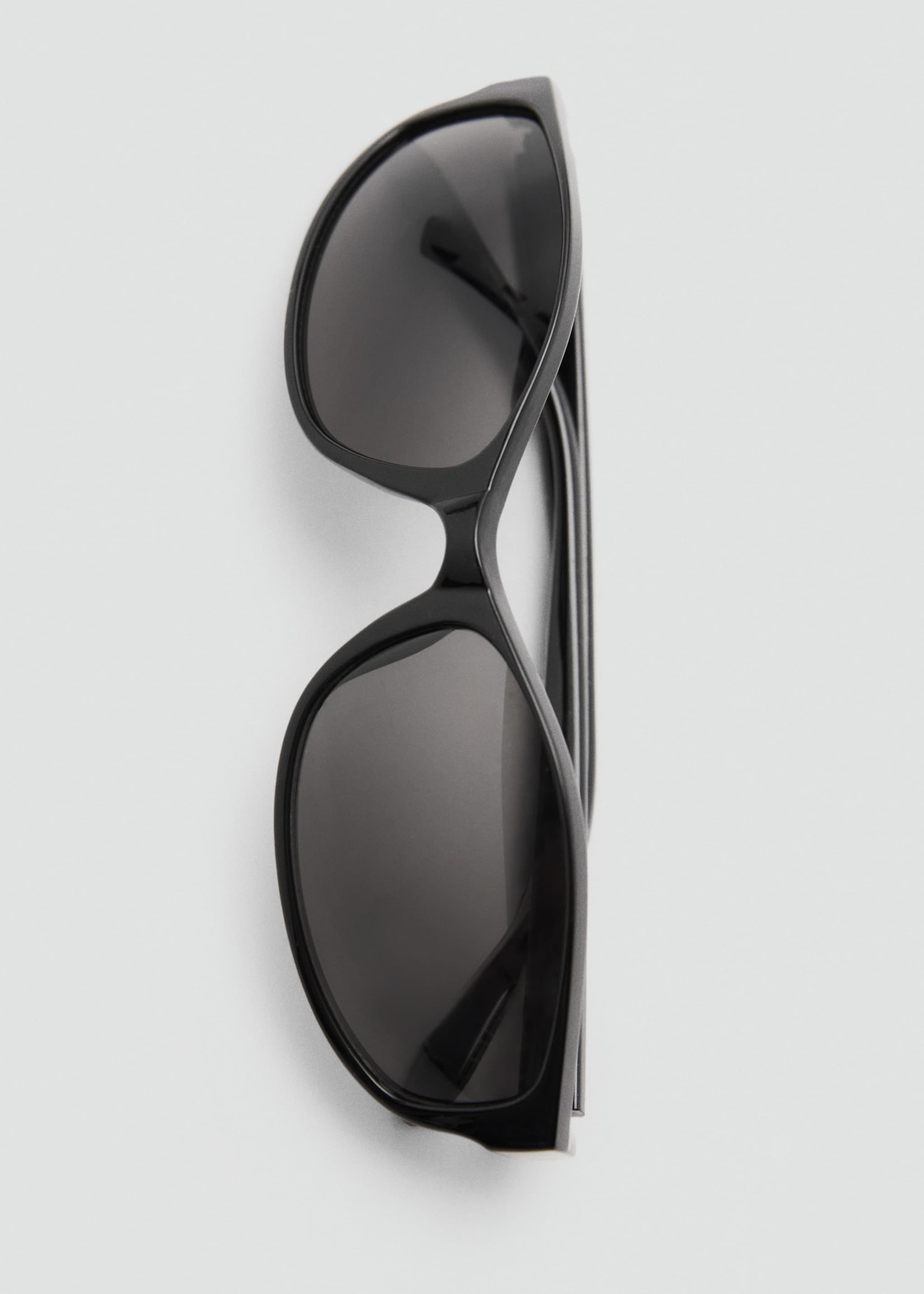 Thin-frame sunglasses - Details of the article 2, Black. Ref: 87014392-00.