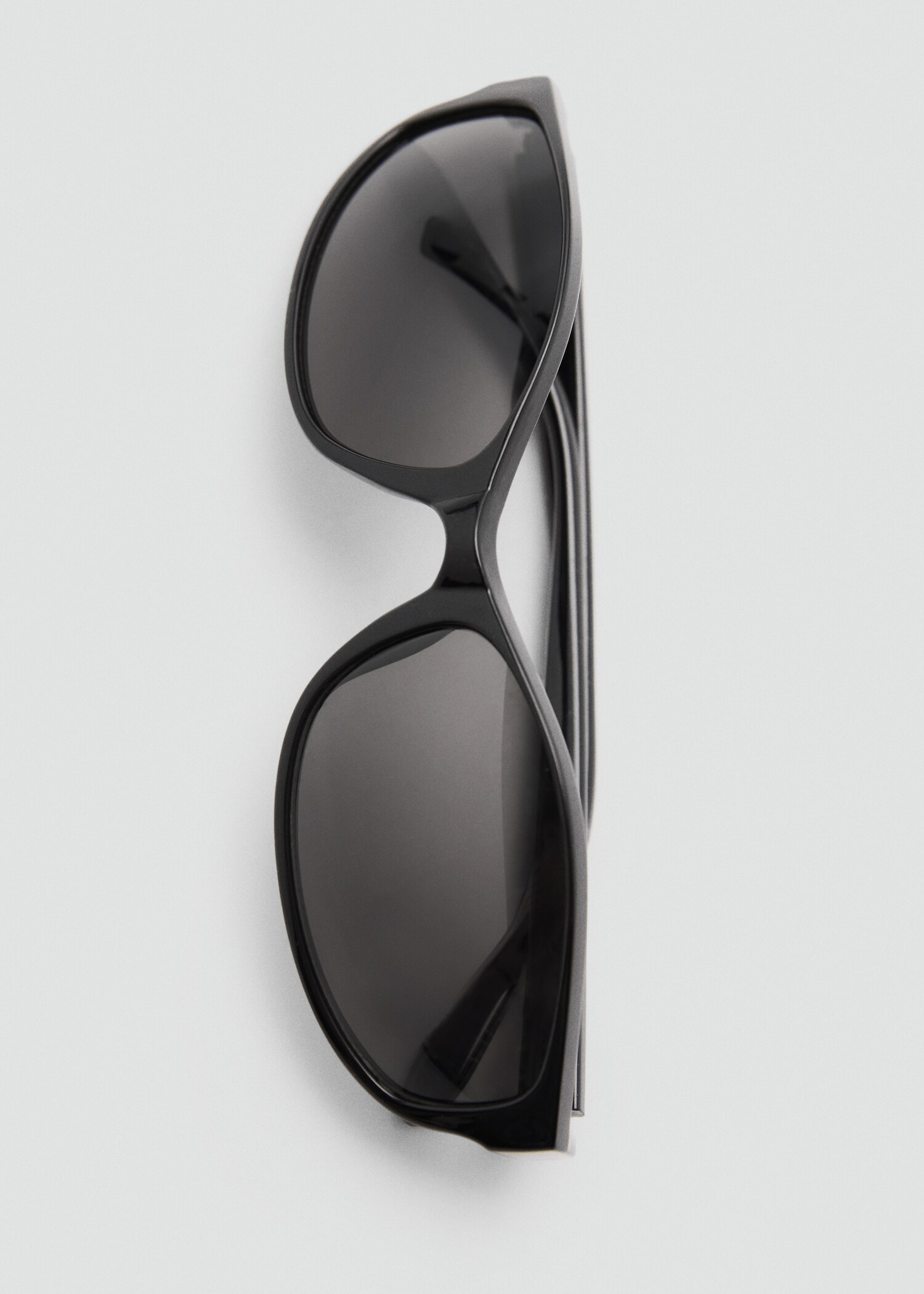 Thin-frame sunglasses - Details of the article 2