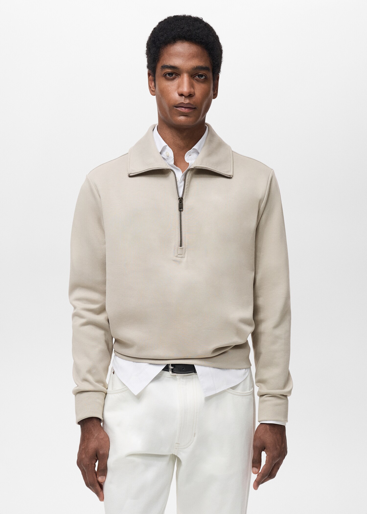 Sweatshirt i bomull med dragkedja och normal passform - Bild av mittparti