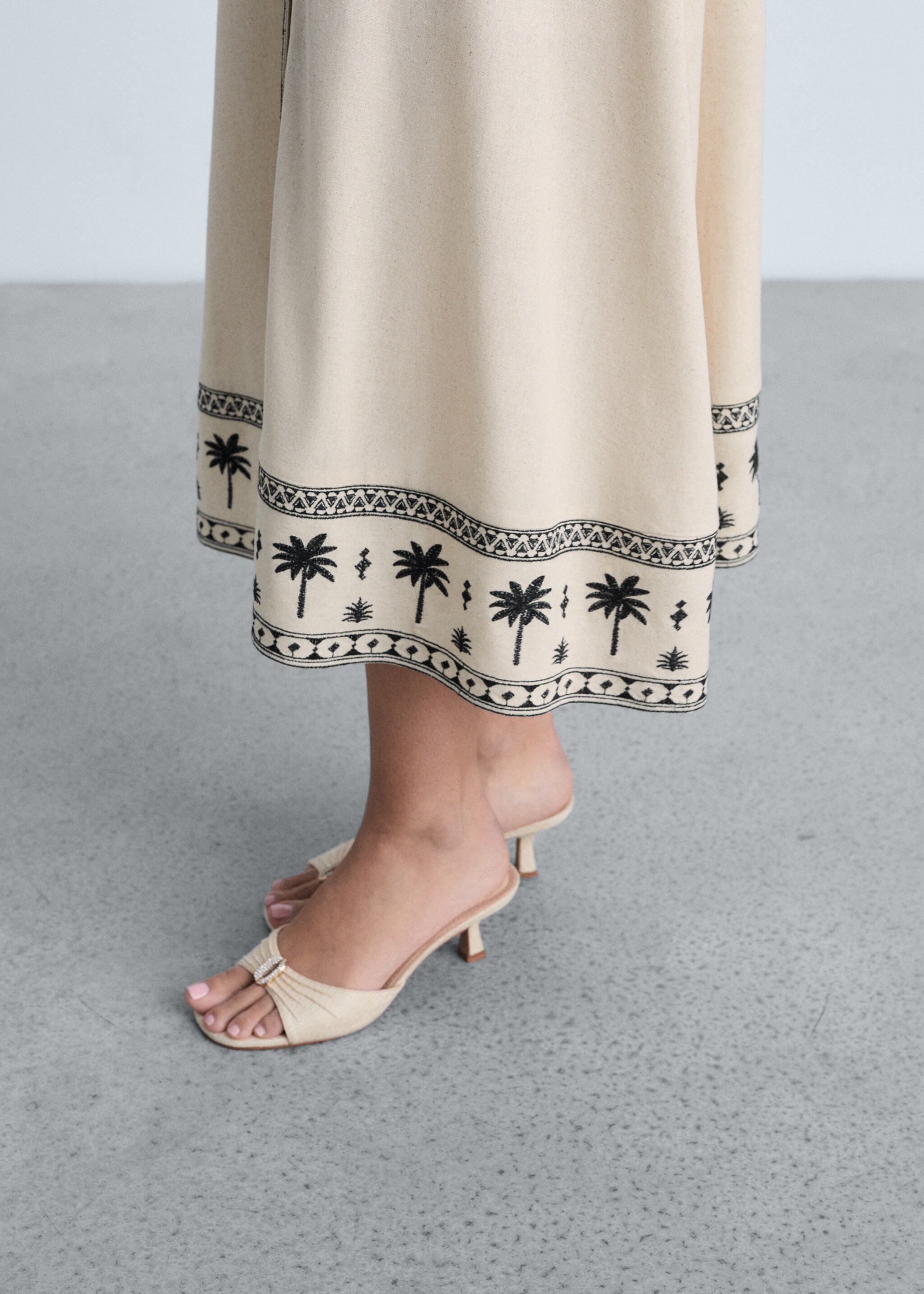 Openwork cotton dress - Details of the article 2, Beige. Ref: 87014780-00.