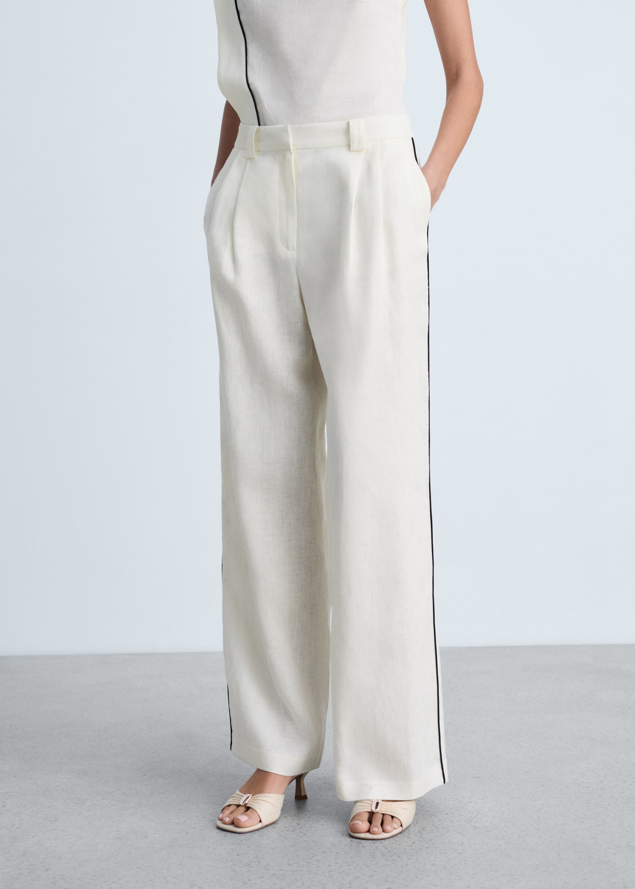Contrast-stripe linen trousers - Medium plane, Vanilla. Ref: 87014783-00.
