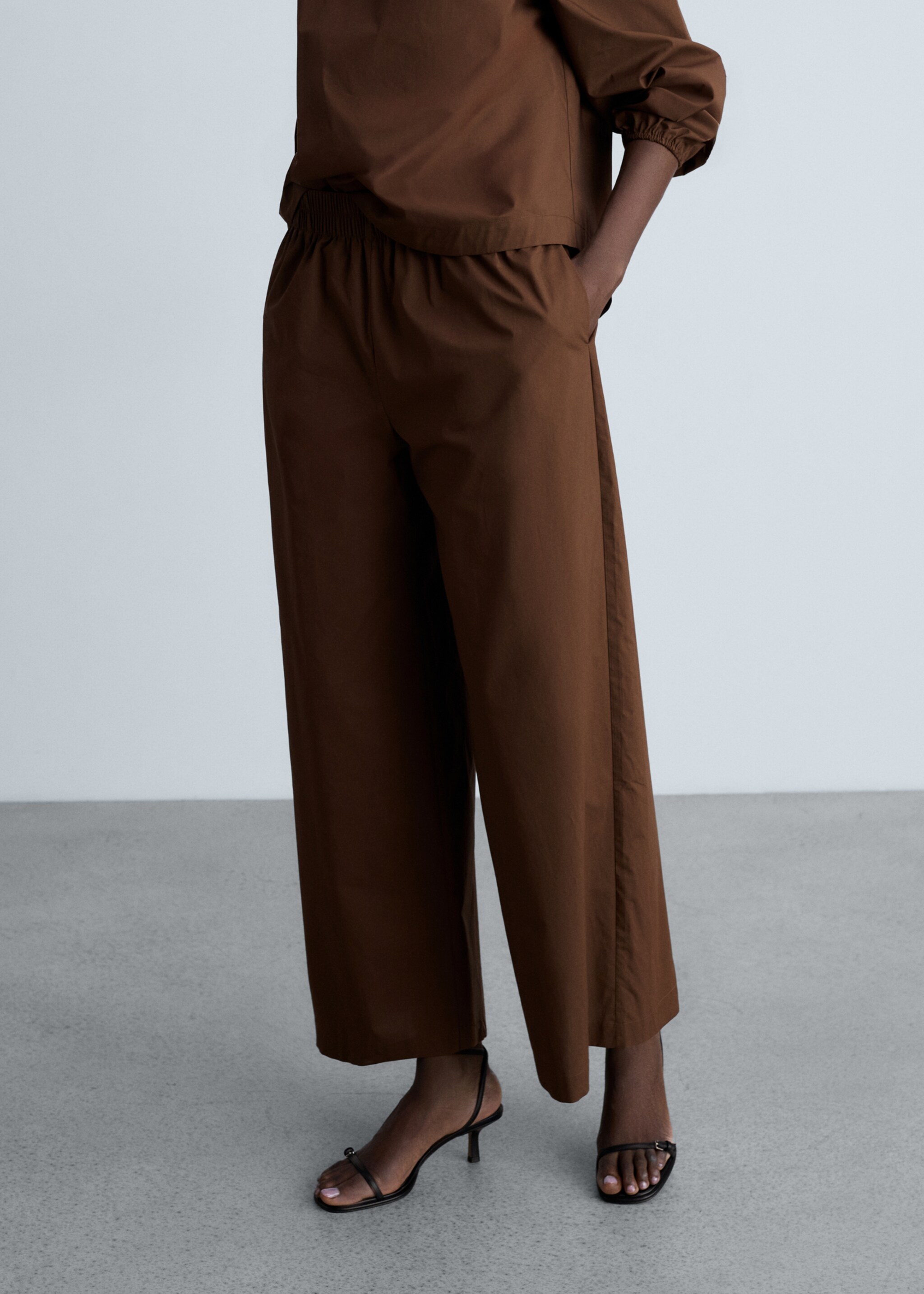 Cotton culotte trousers - Medium plane, Brown. Ref: 87014787-00.