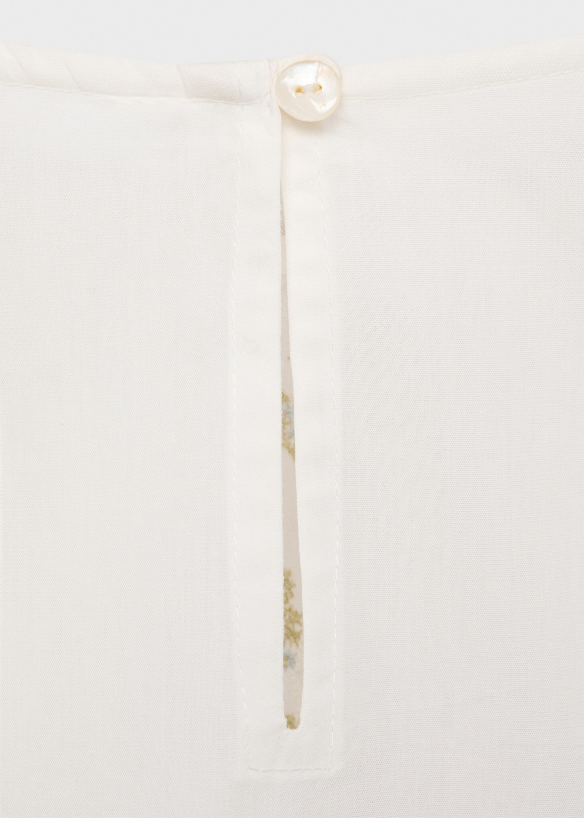 Bluse mit Blumenstickerei - Detail des Artikels 0, Weiß. Ref: 87014800-00.