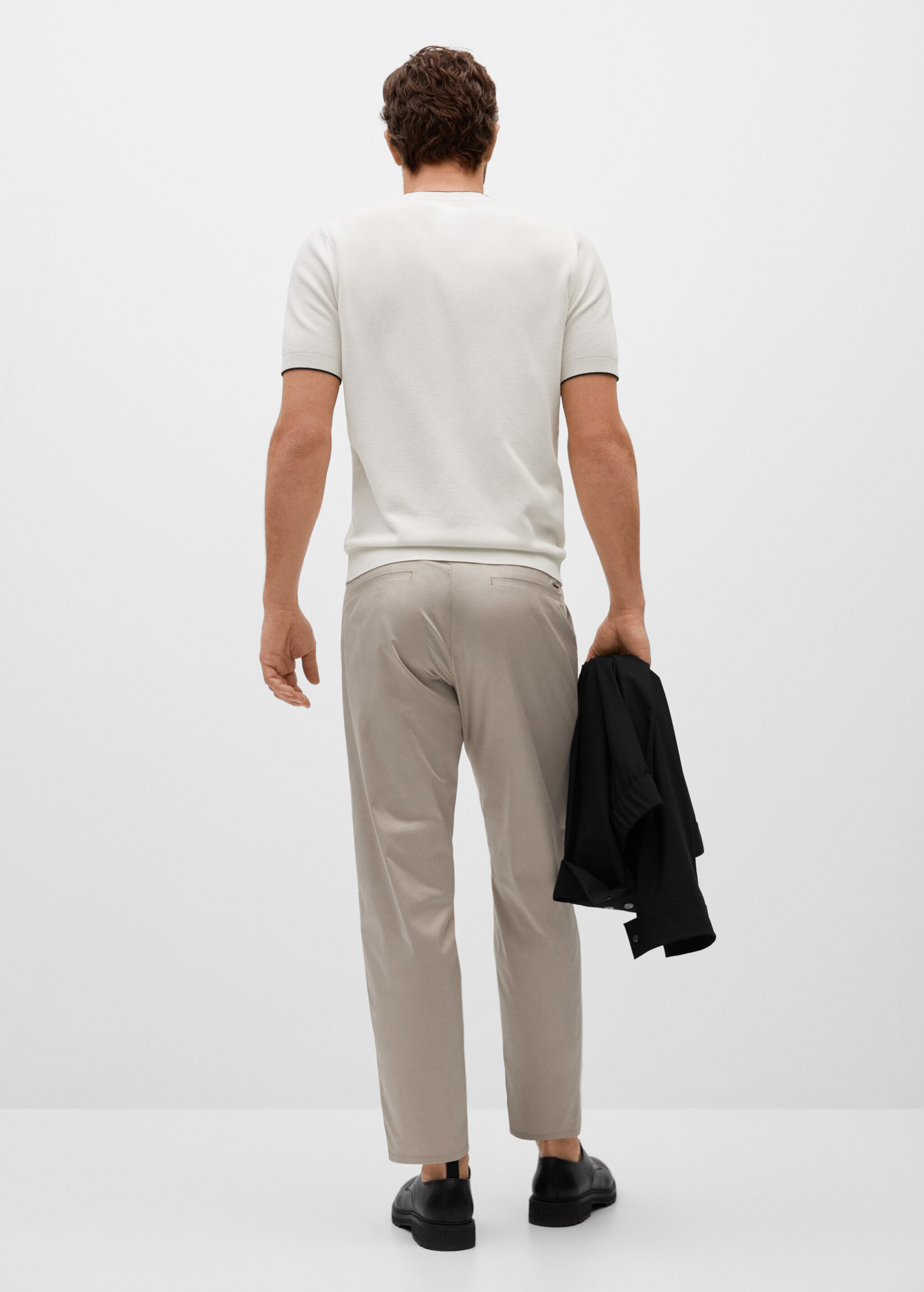 Pantalón relaxed fit pinzas - Reverso del artículo