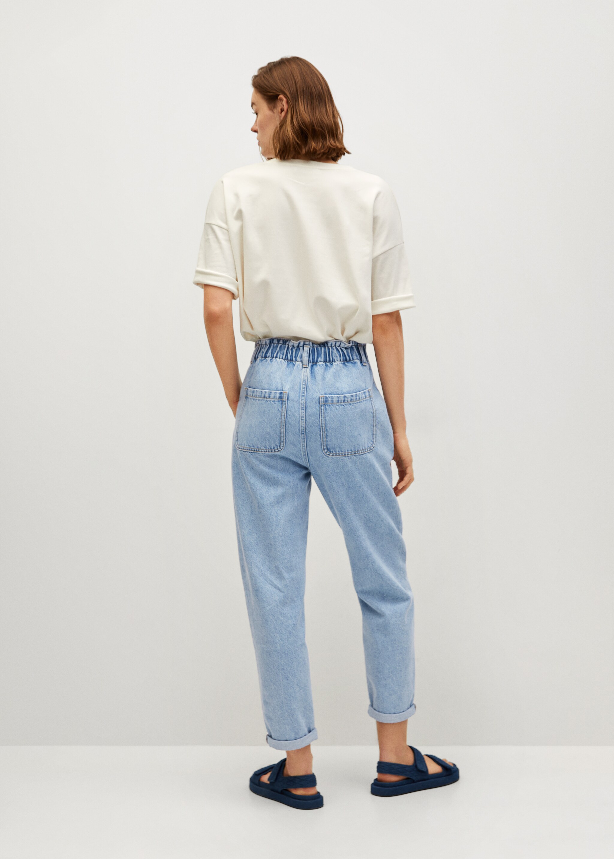 Waist straight Slouchy jeans - Reverse of the article