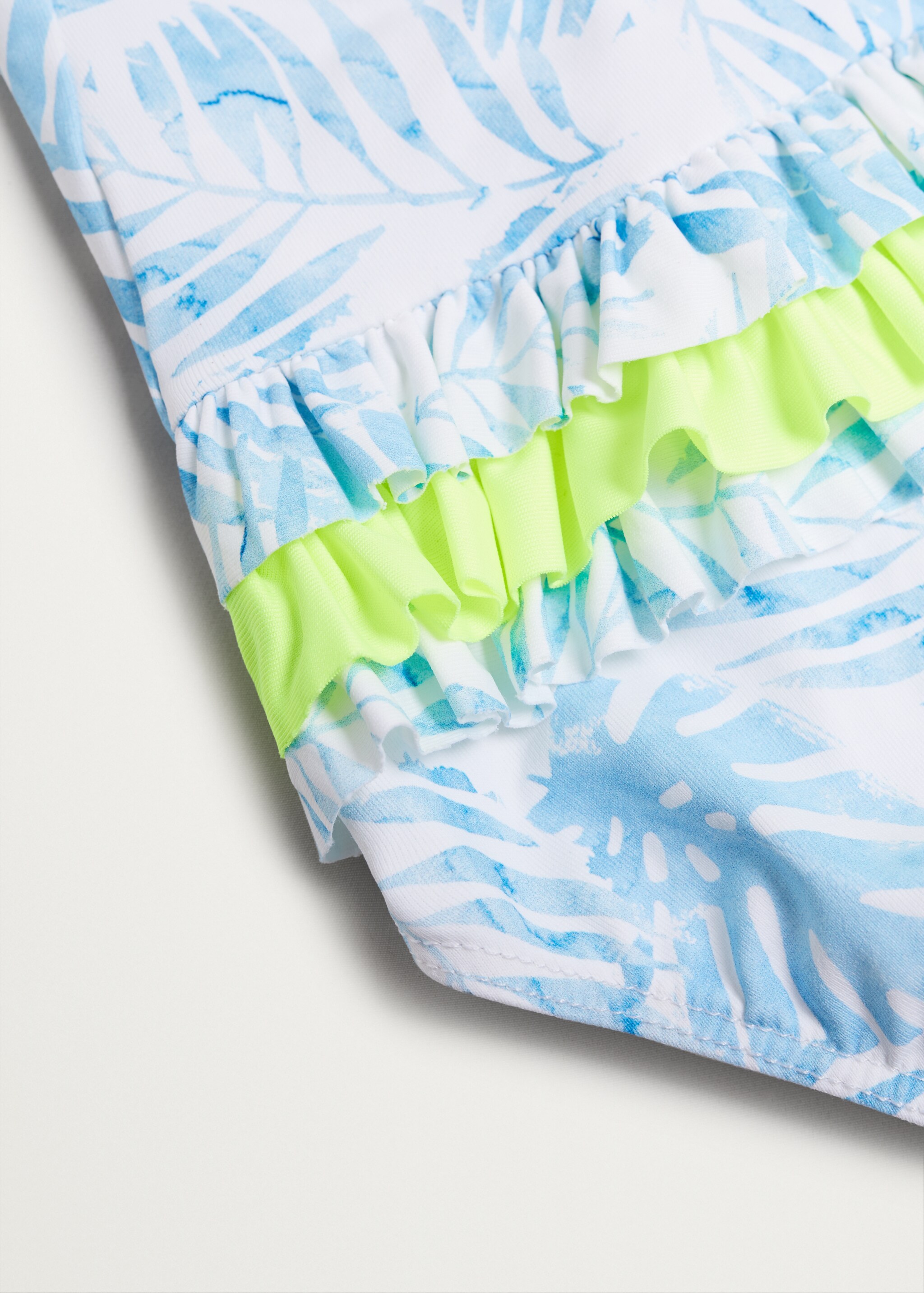 Tropical-print swimsuit with ruffles - Details of the article 8