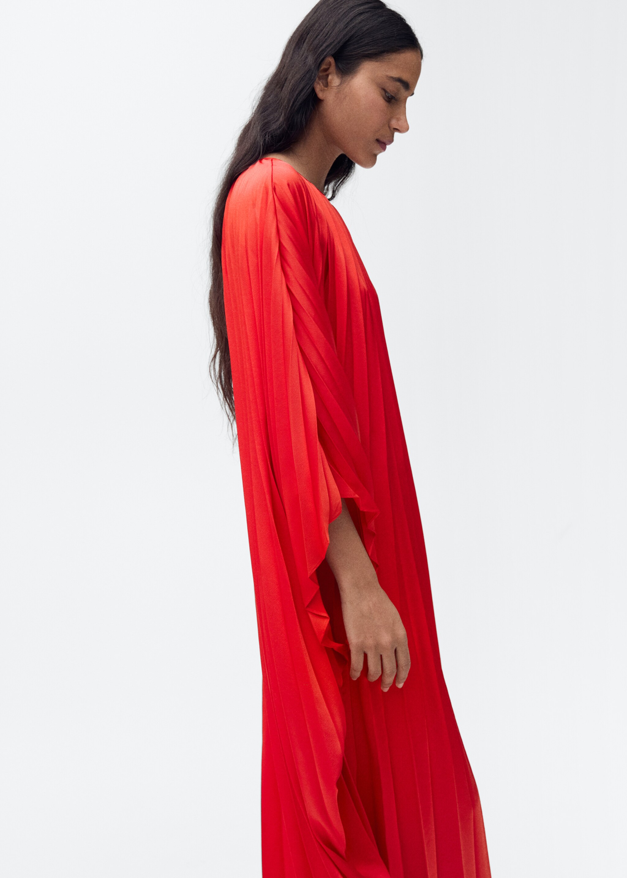 Pleated three-quarter sleeve dress - Medium plane, Red. Ref: 87015733-00.