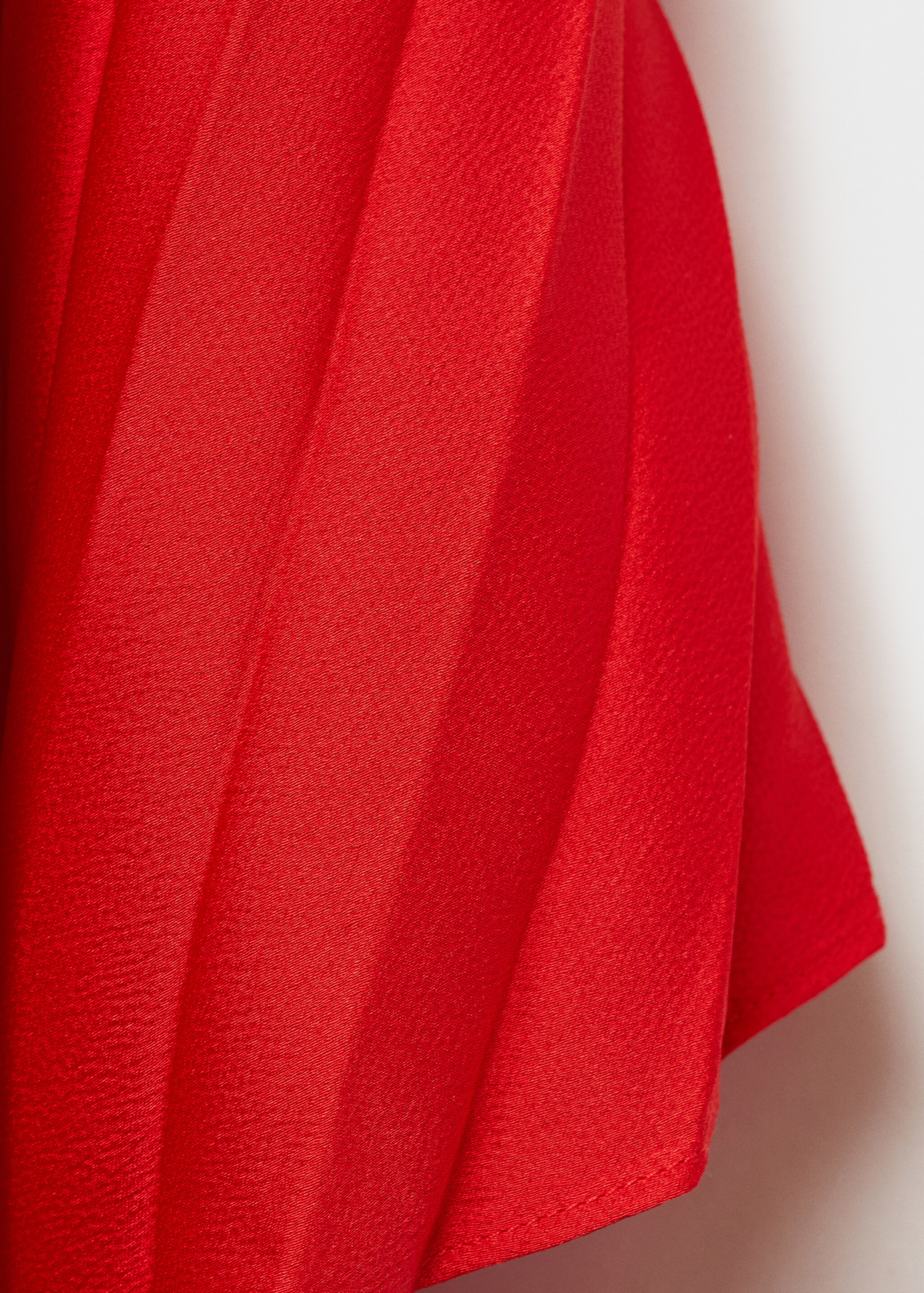 Pleated three-quarter sleeve dress - Details of the article 0, Red. Ref: 87015733-00.