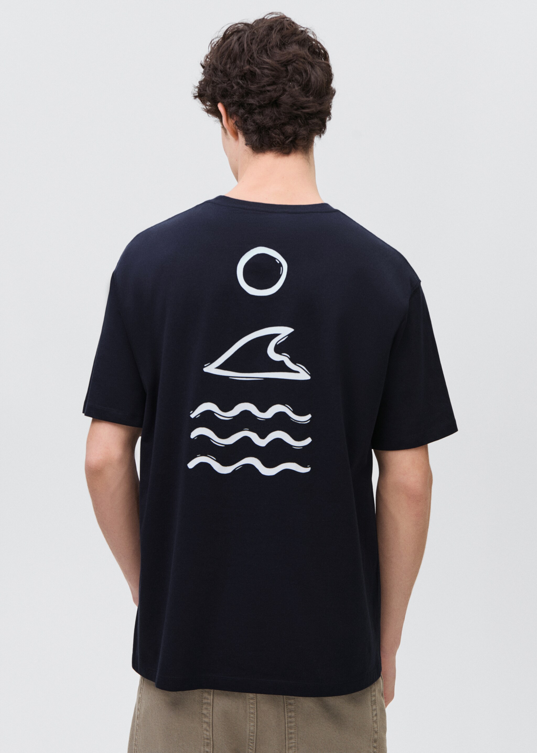 Μπλούζα τύπωμα κοντό μανίκι - Πίσω όψη προϊόντος, Σκούρο Μπλε Μαρέν. Ref: 87015739-00.