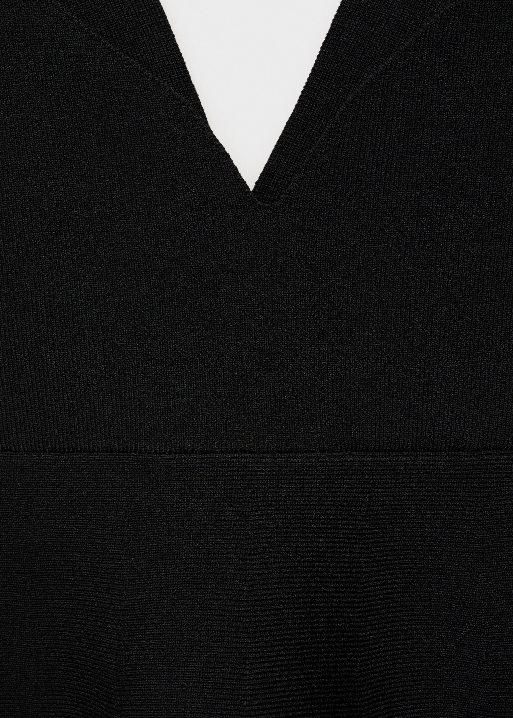 Fine-knit peplum top - Details of the article 8, Black. Ref: 87015765-00.