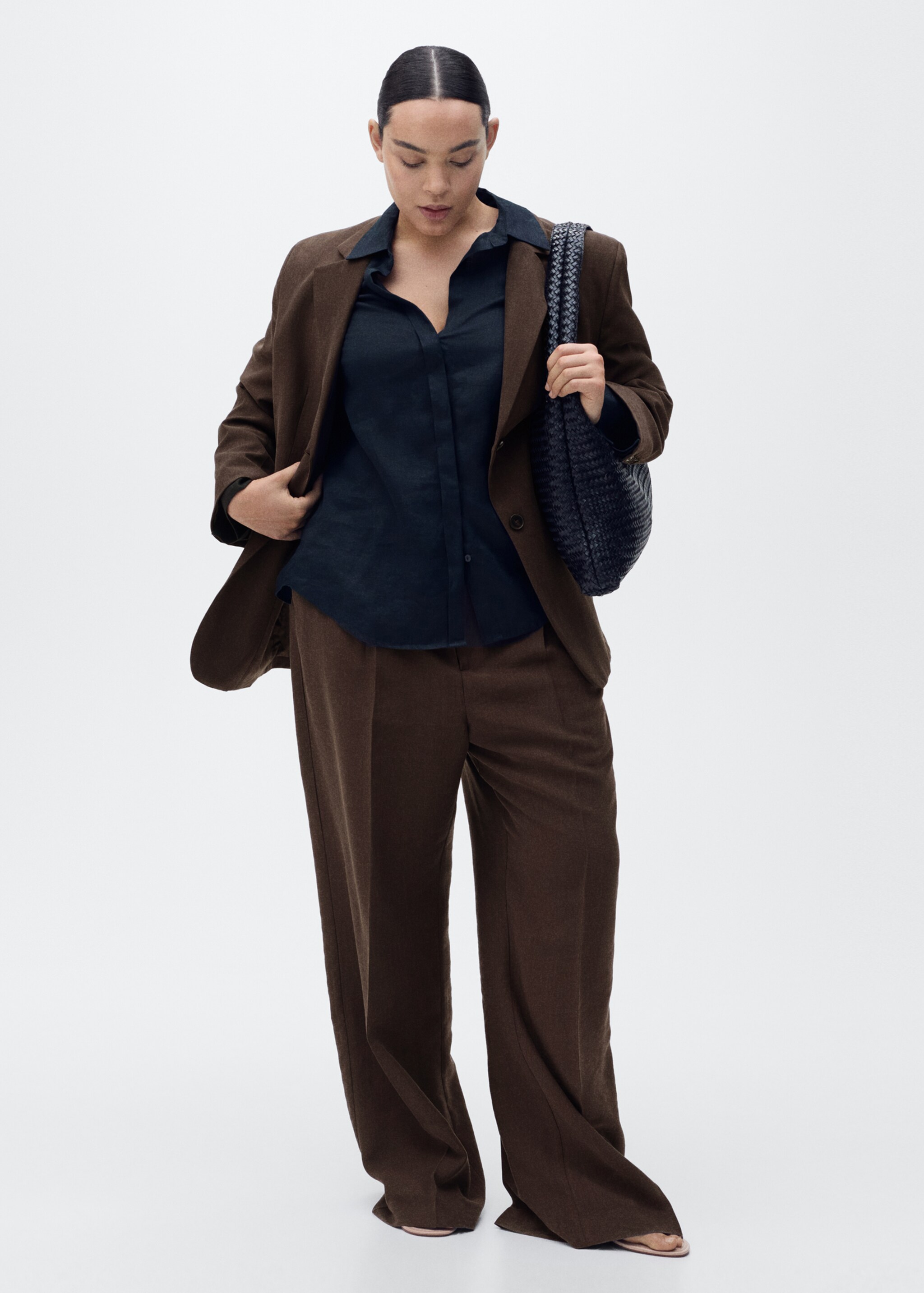 Straight lyocell suit trousers - Details of the article 3, Brown. Ref: 87015770-00.