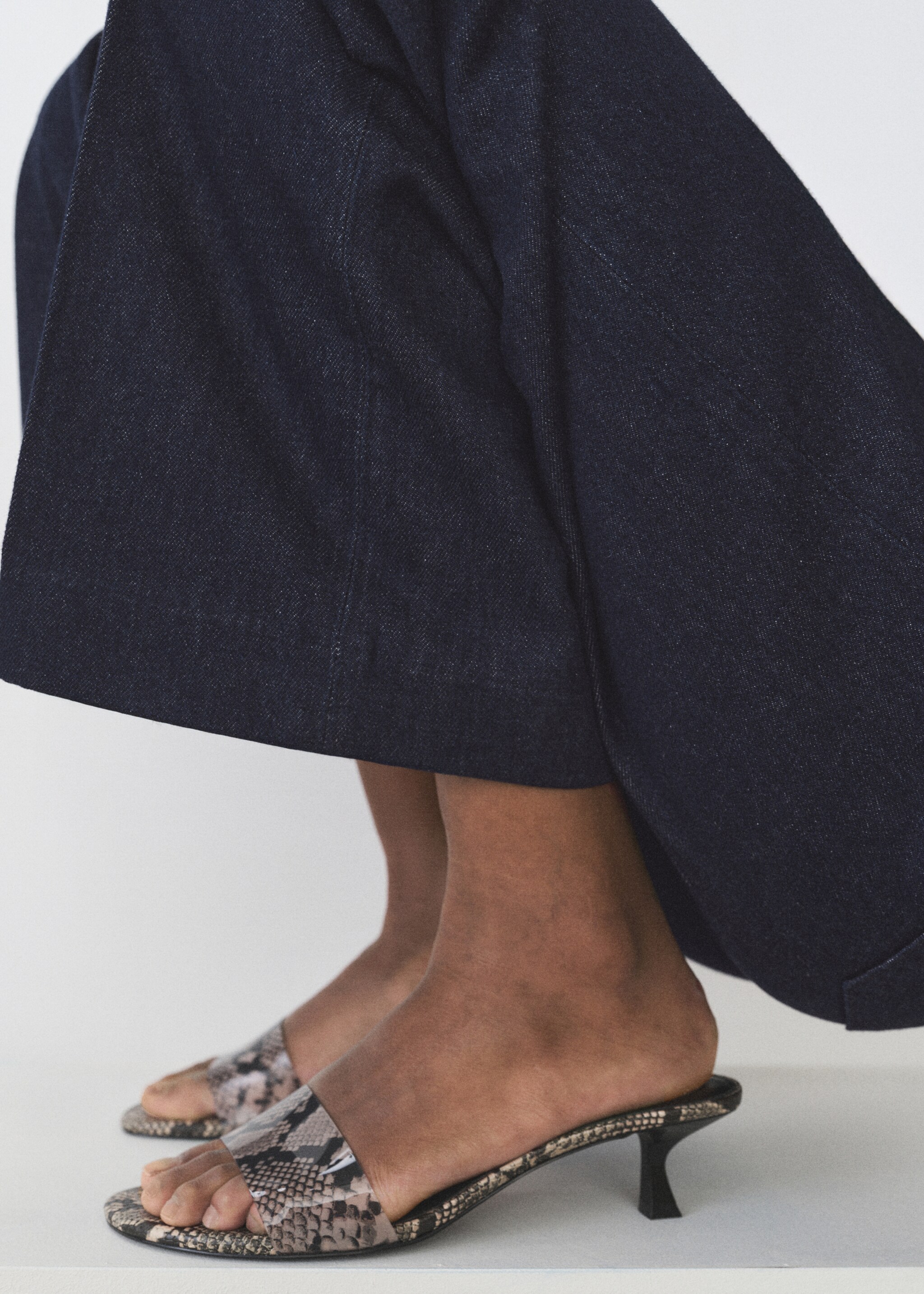 Wide leg denim trousers - Details of the article 3, Open Blue. Ref: 87015773-00.