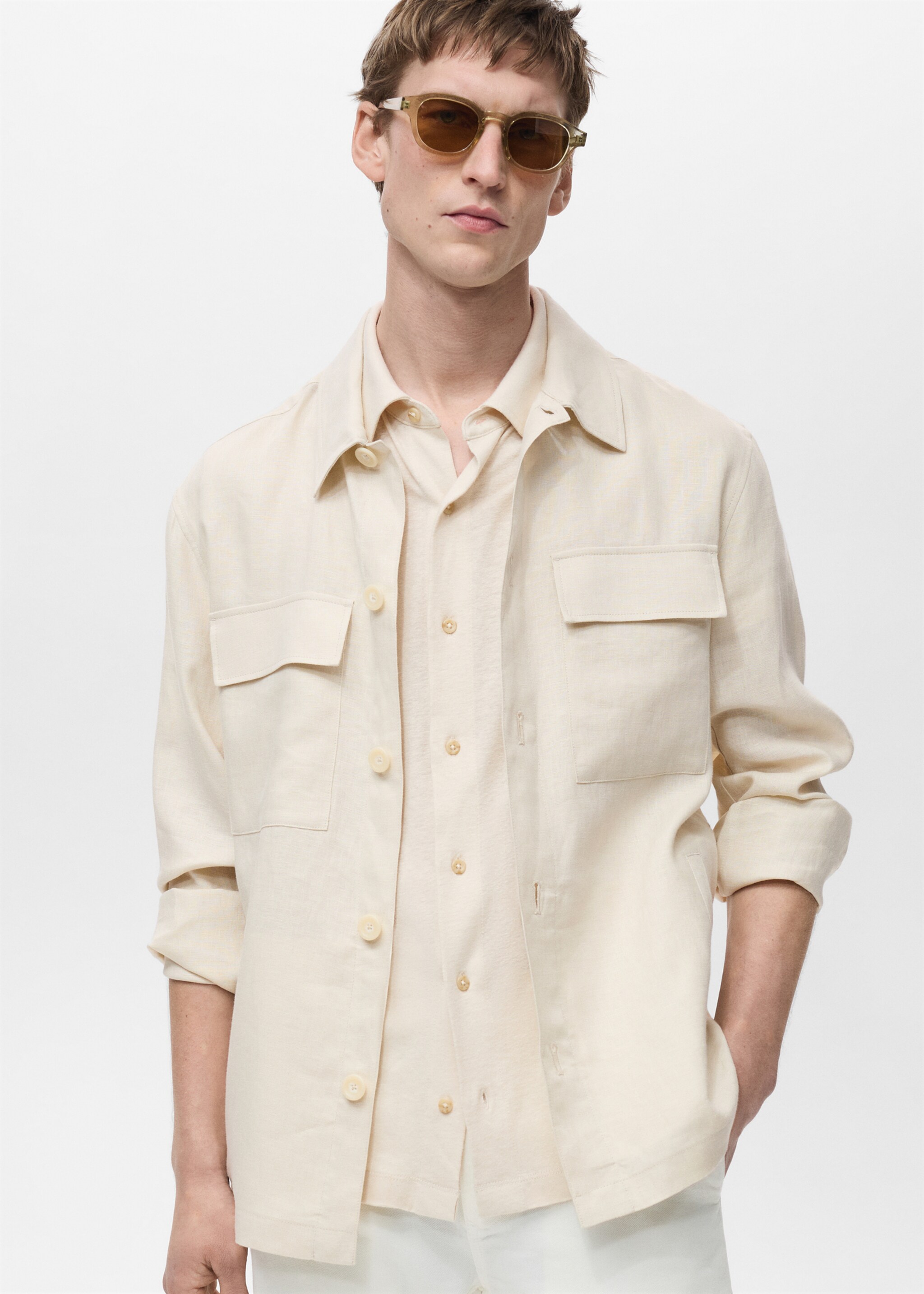 100% linen overshirt with pockets - Medium plane, Ivory White. Ref: 87015922-00.