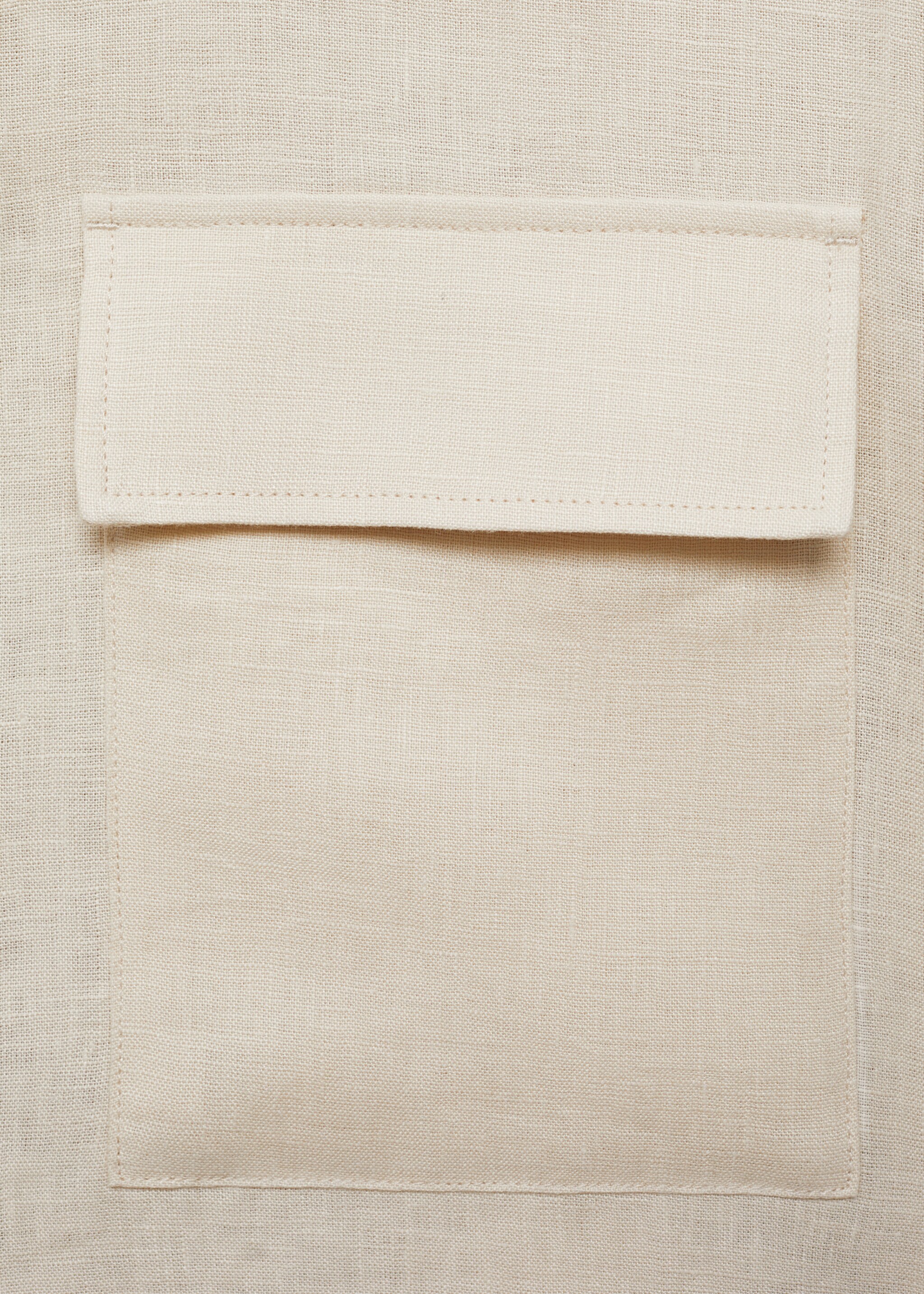 100% linen overshirt with pockets - Details of the article 0, Ivory White. Ref: 87015922-00.