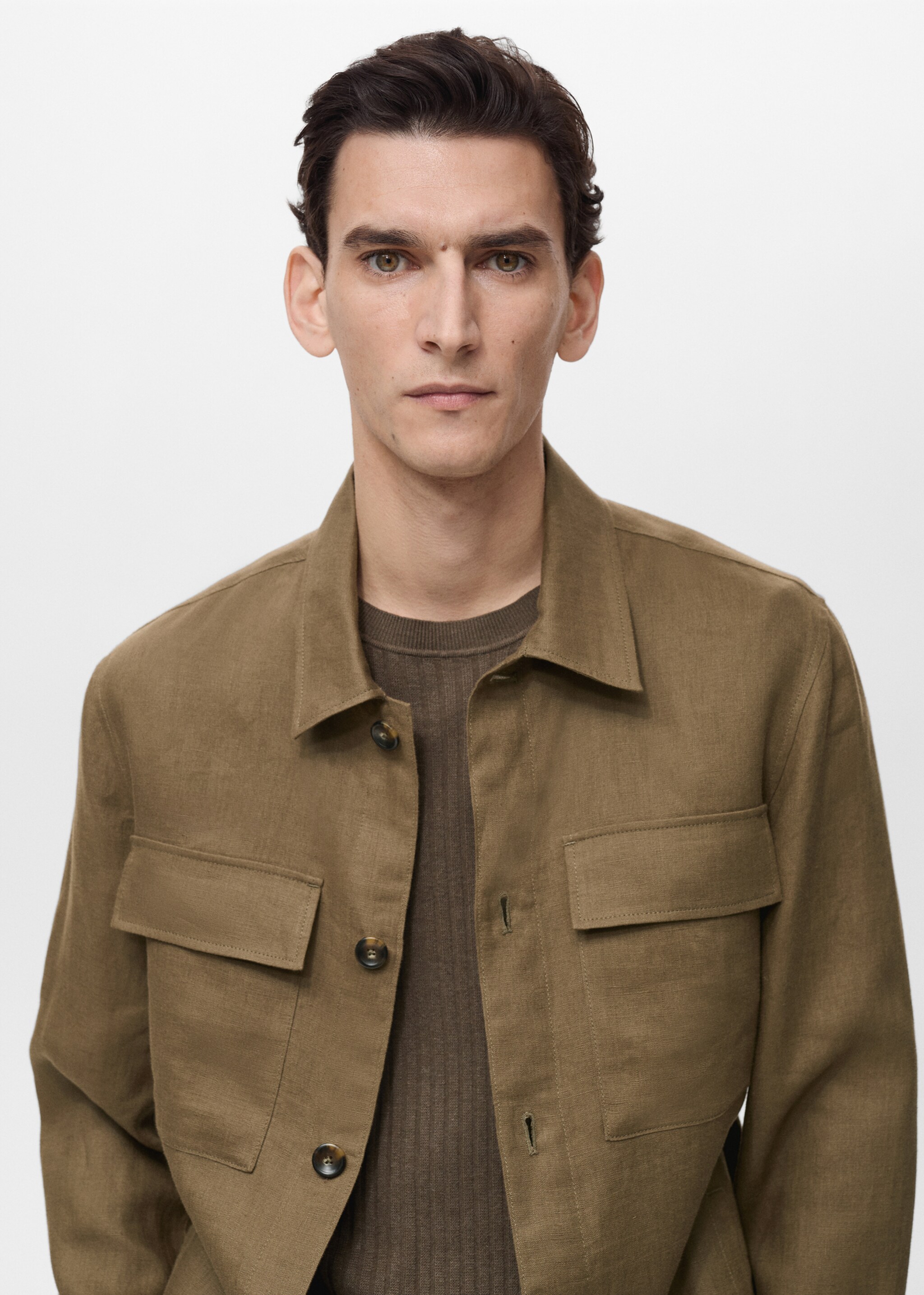 100% linen overshirt with pockets - Details of the article 1, Khaki. Ref: 87015922-00.