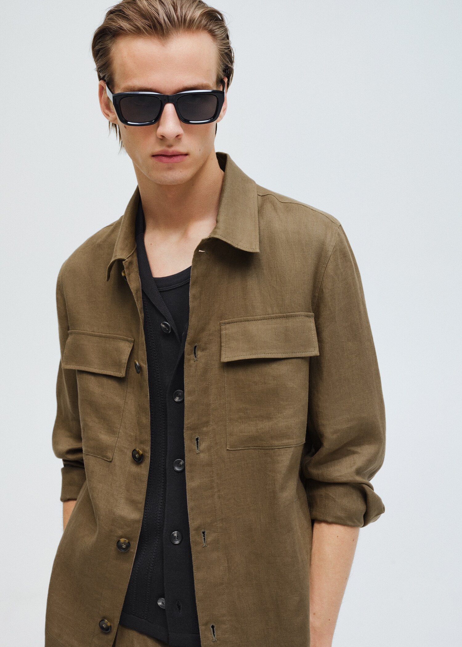 100% linen overshirt with pockets - Details of the article 3