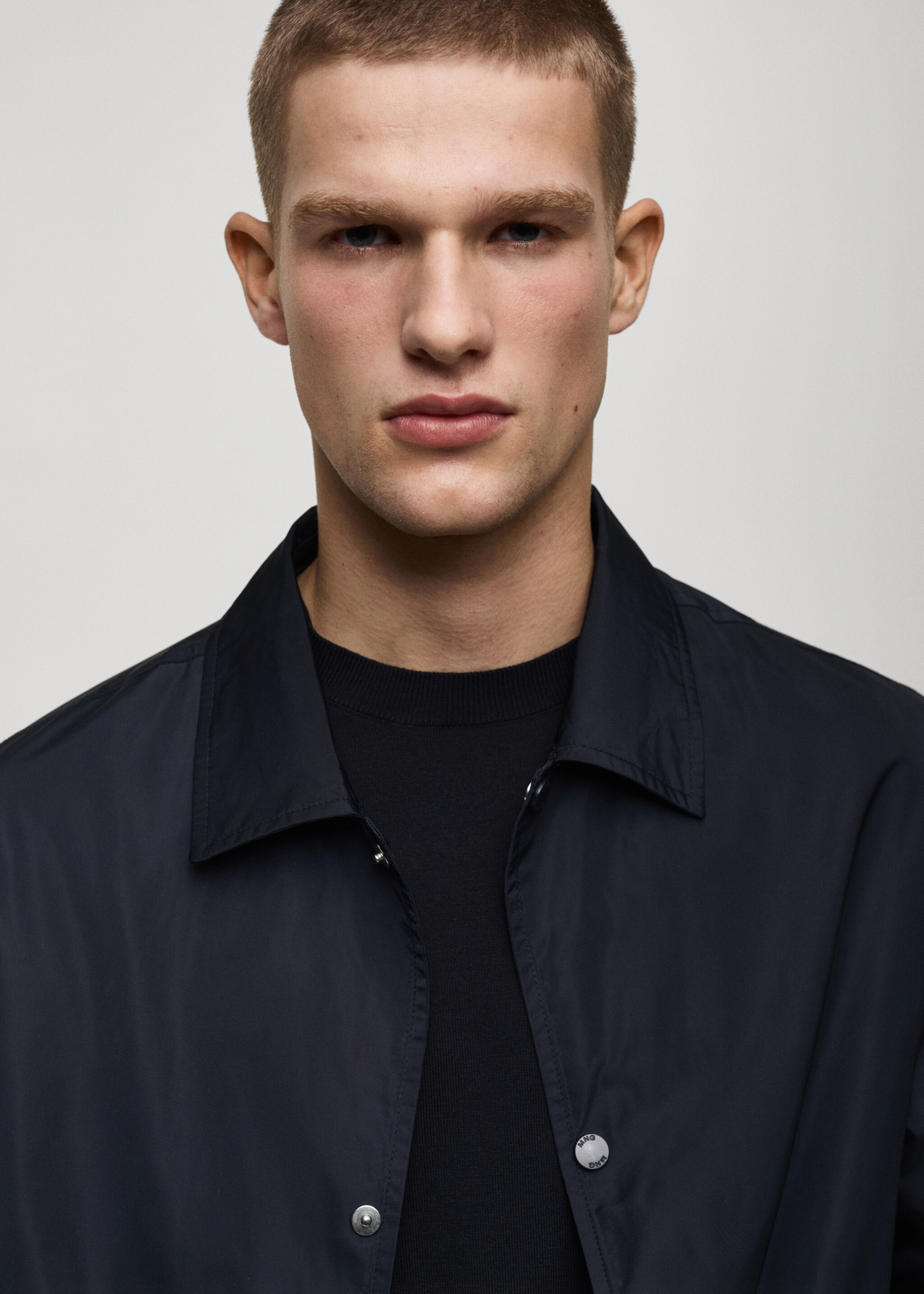 Regular-fit technical fabric jacket - Details of the article 1, Dark Navy. Ref: 87015926-00.