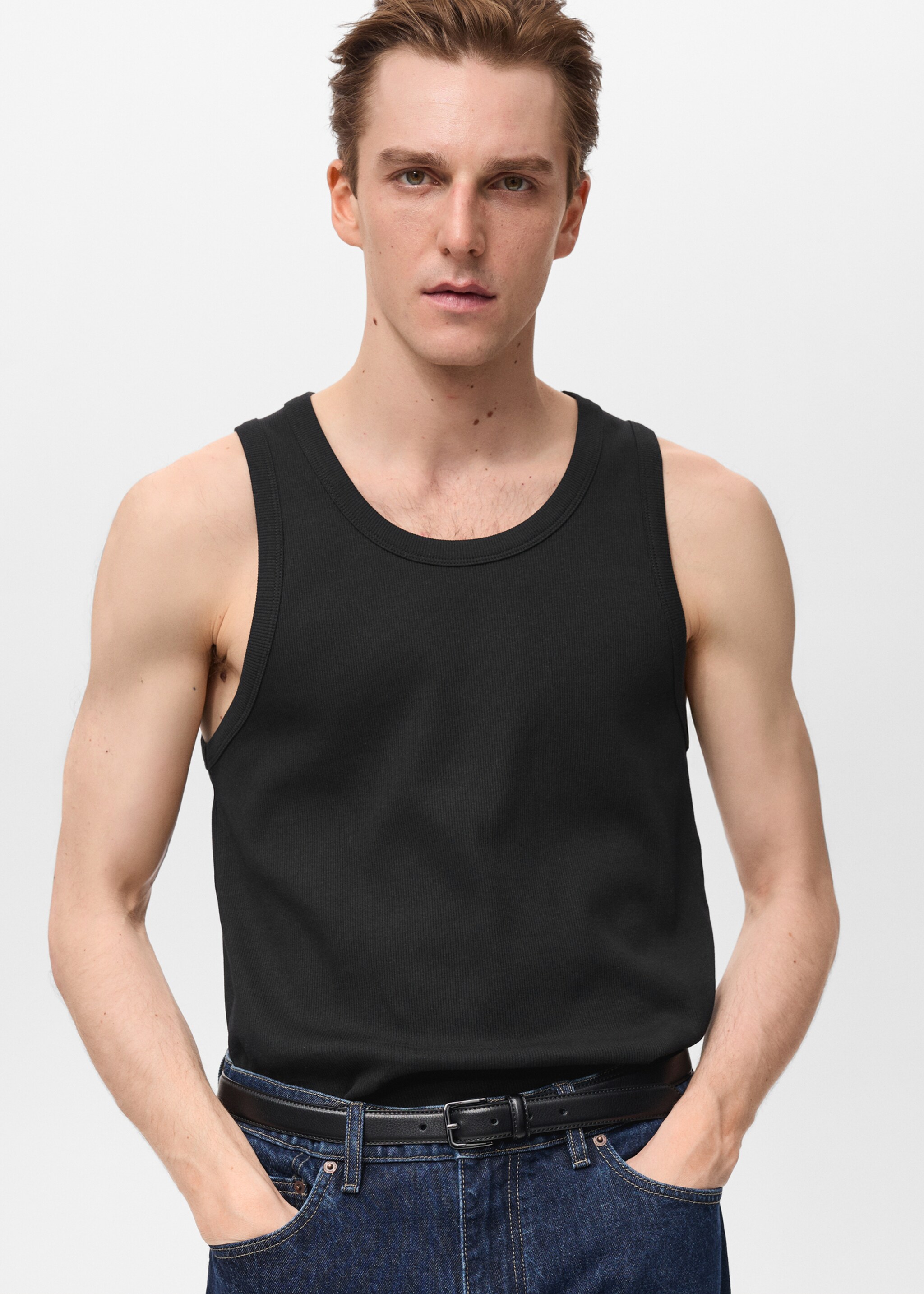 Slim-fit ribbed tank top - Medium plane, Black. Ref: 87015941-00.