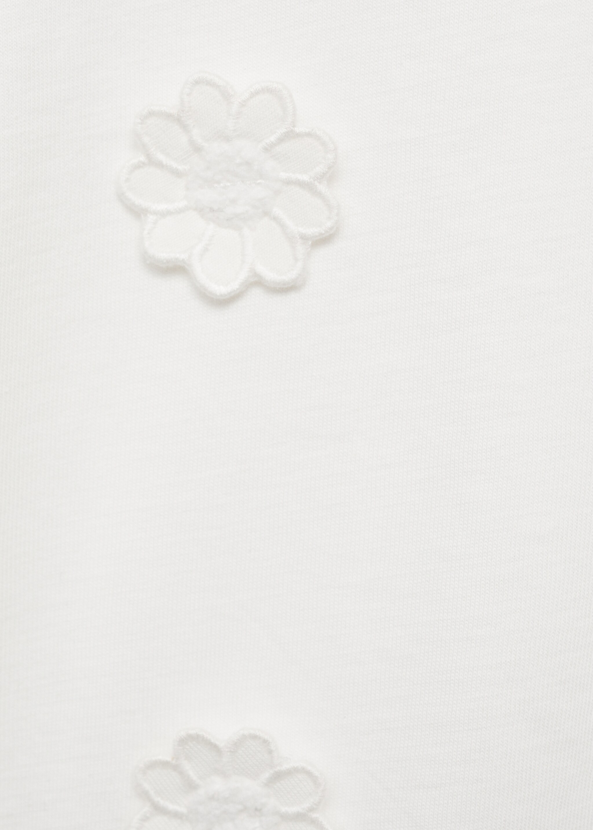 Camiseta flores algodón - Detalle del artículo 8, Blanco roto. Ref: 87015983-00.