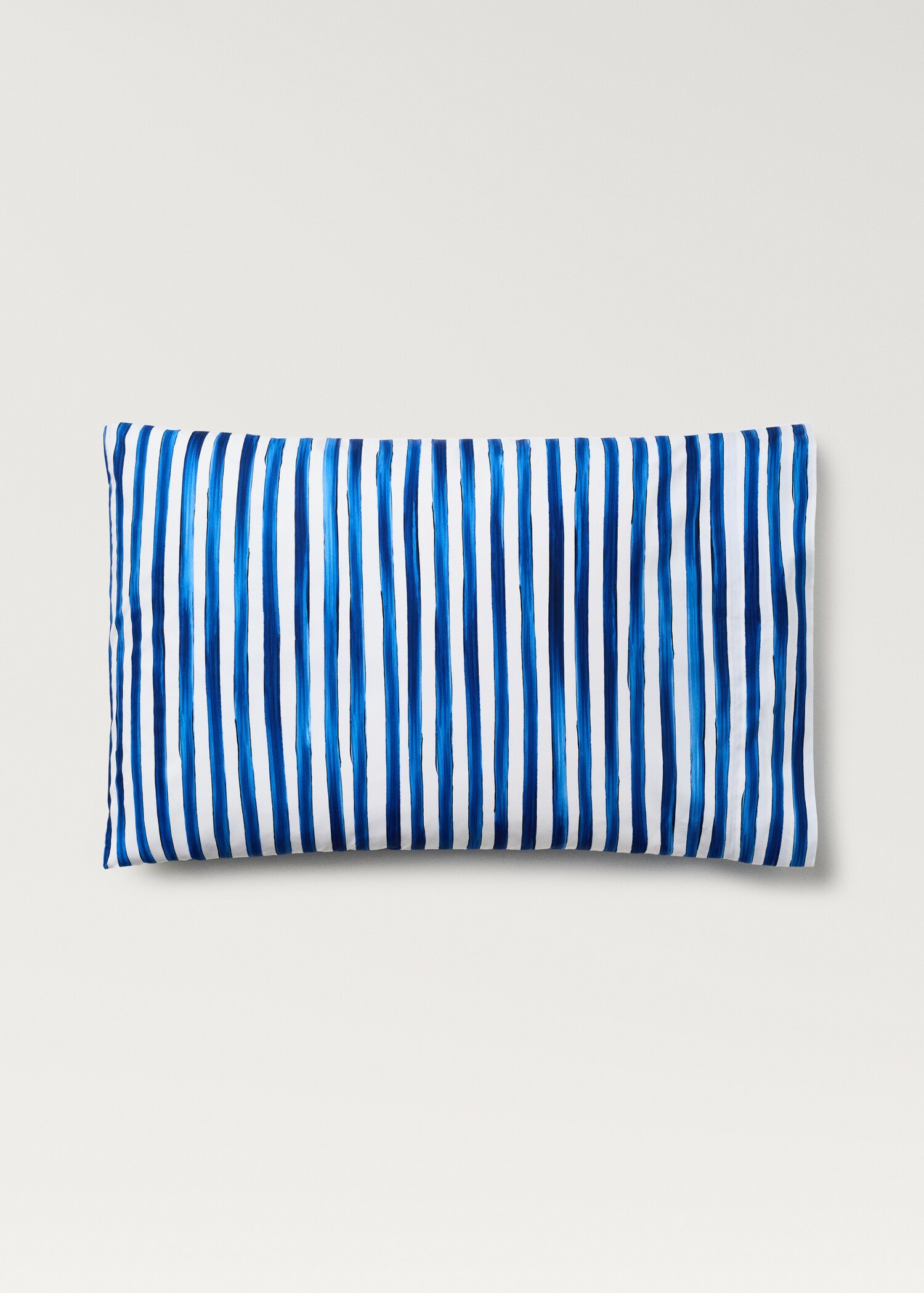 Two percale cotton watercolour-striped pillowcases 50x75 cm - Article without model