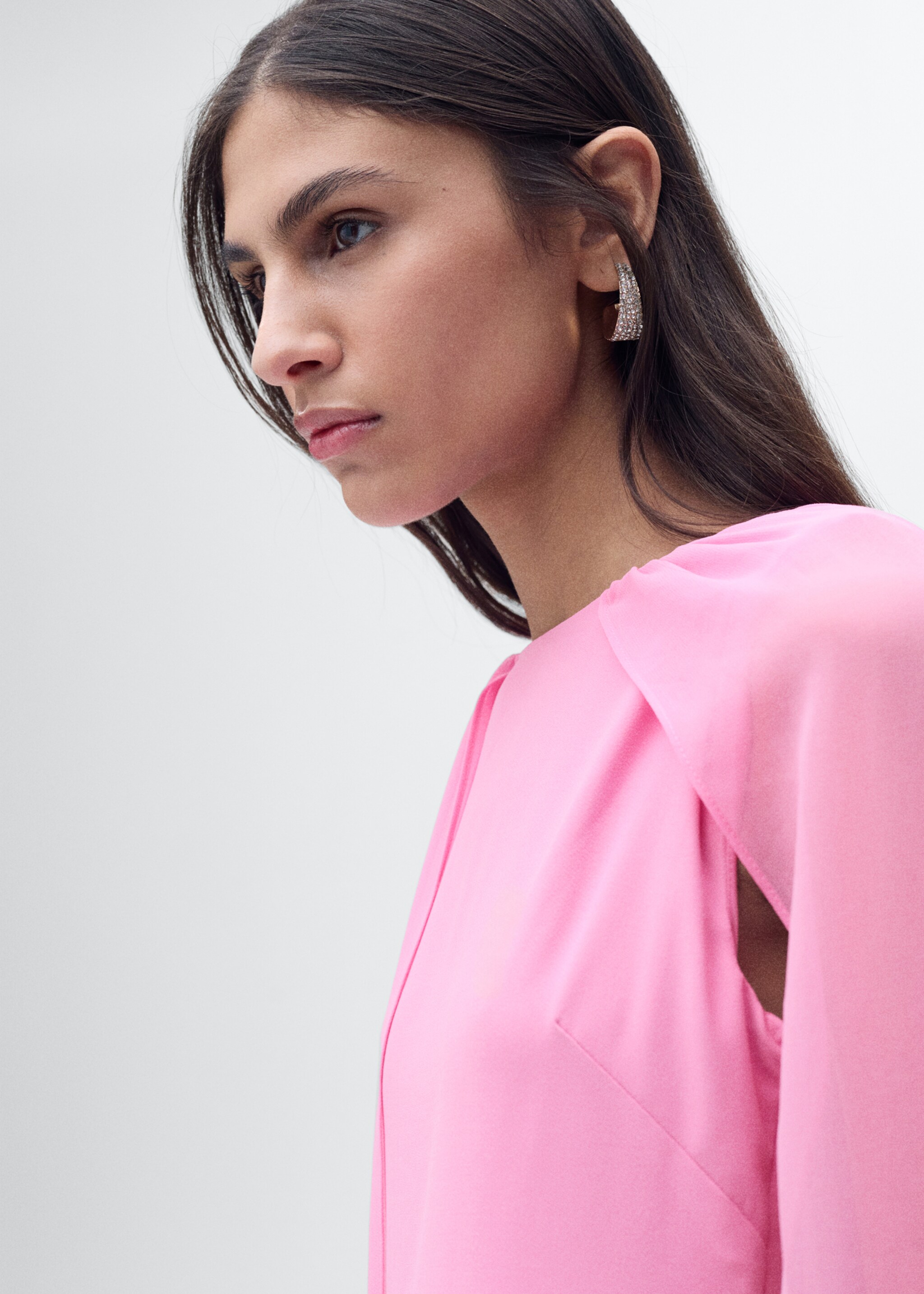 Flared cape dress - Details of the article 1, Pink. Ref: 87016375-00.