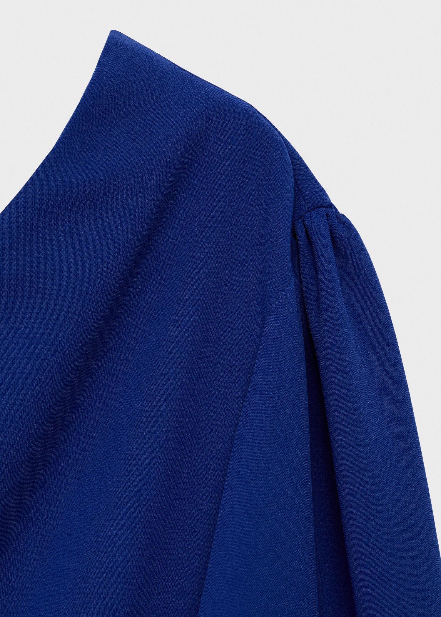 Long flared sleeve dress - Details of the article 0