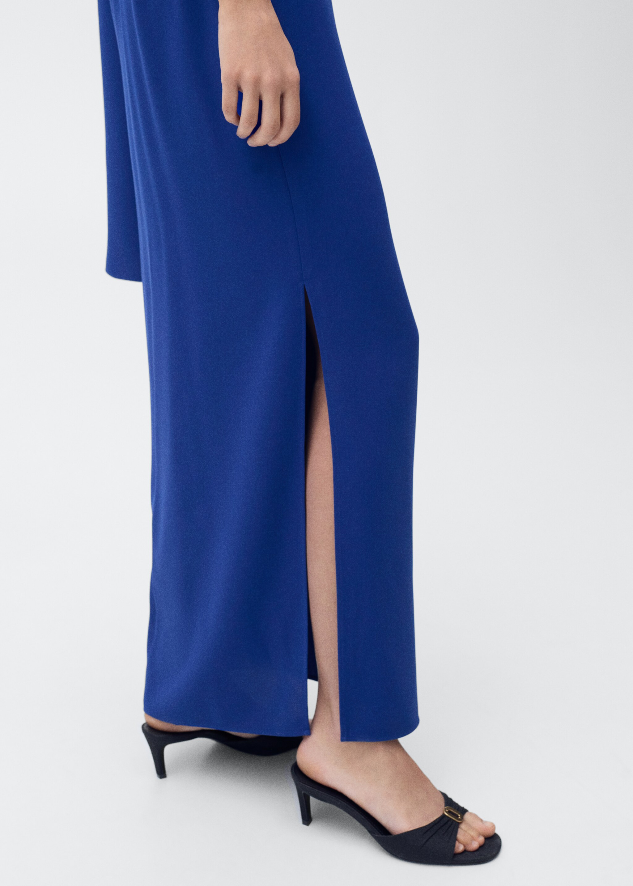 Long flared sleeve dress - Details of the article 6, Blue. Ref: 87016376-00.