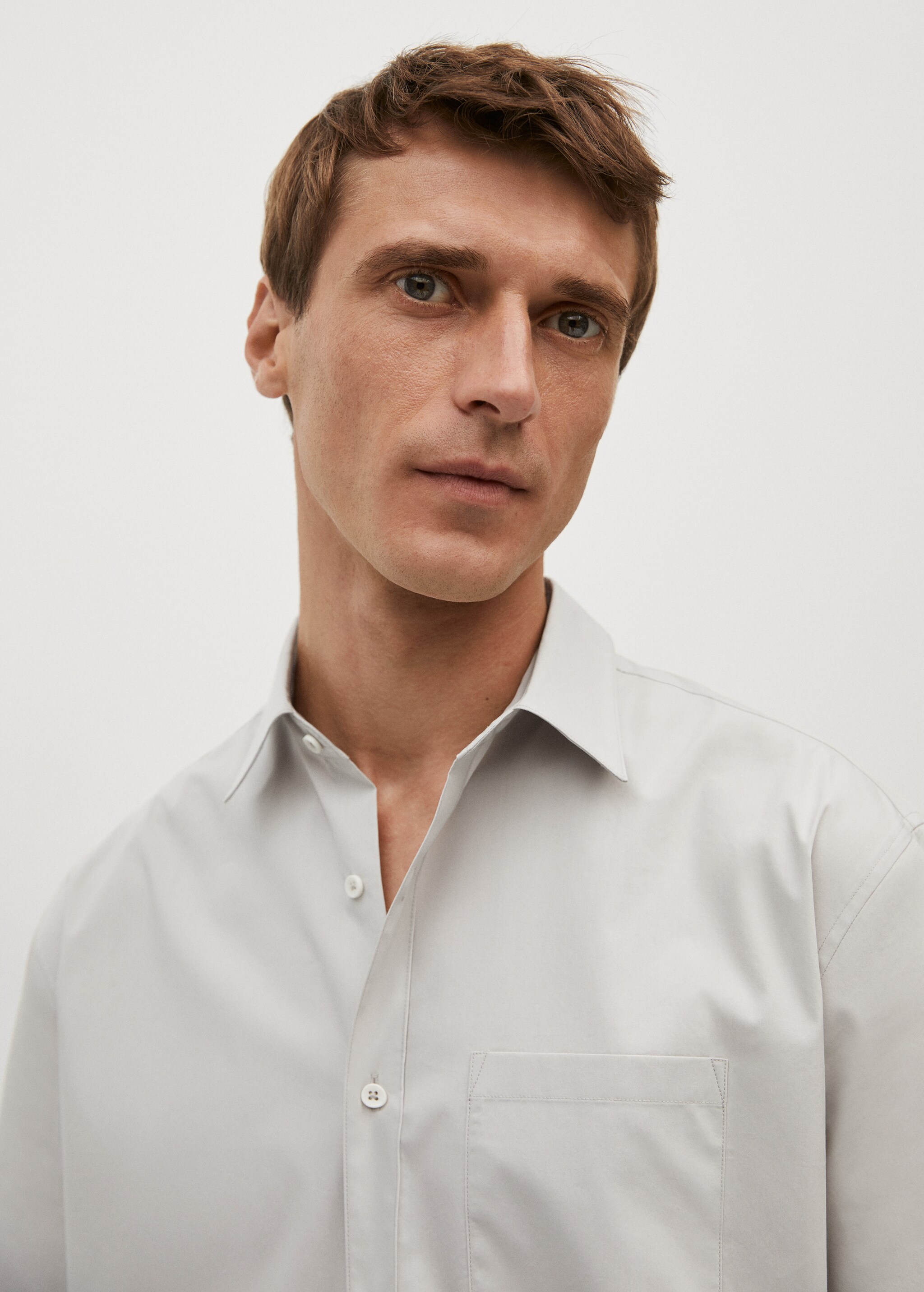 Camisa regular fit tejido premium - Detalle del artículo 2