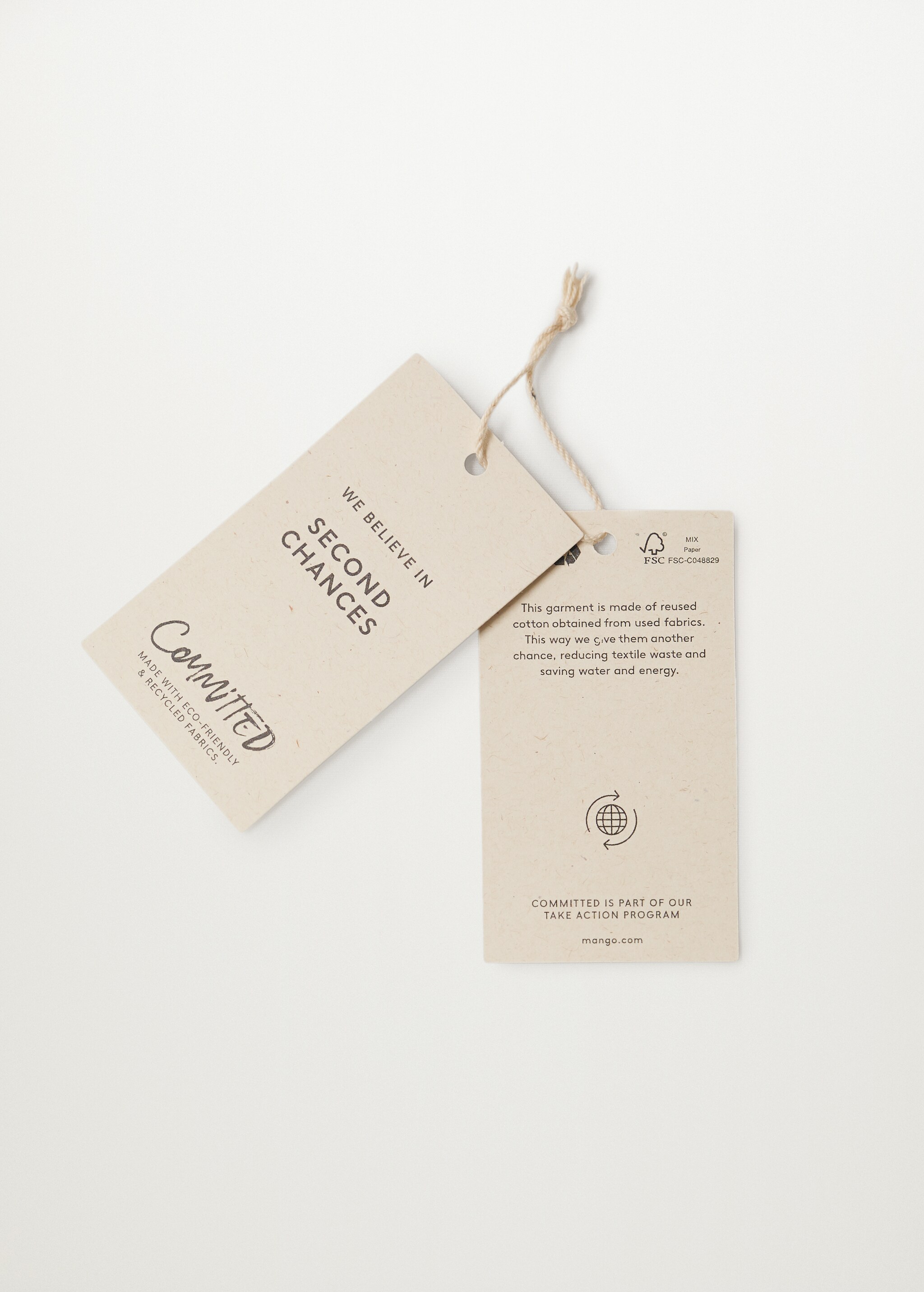 Recycled message fabric t-shirt - Details of the article 7