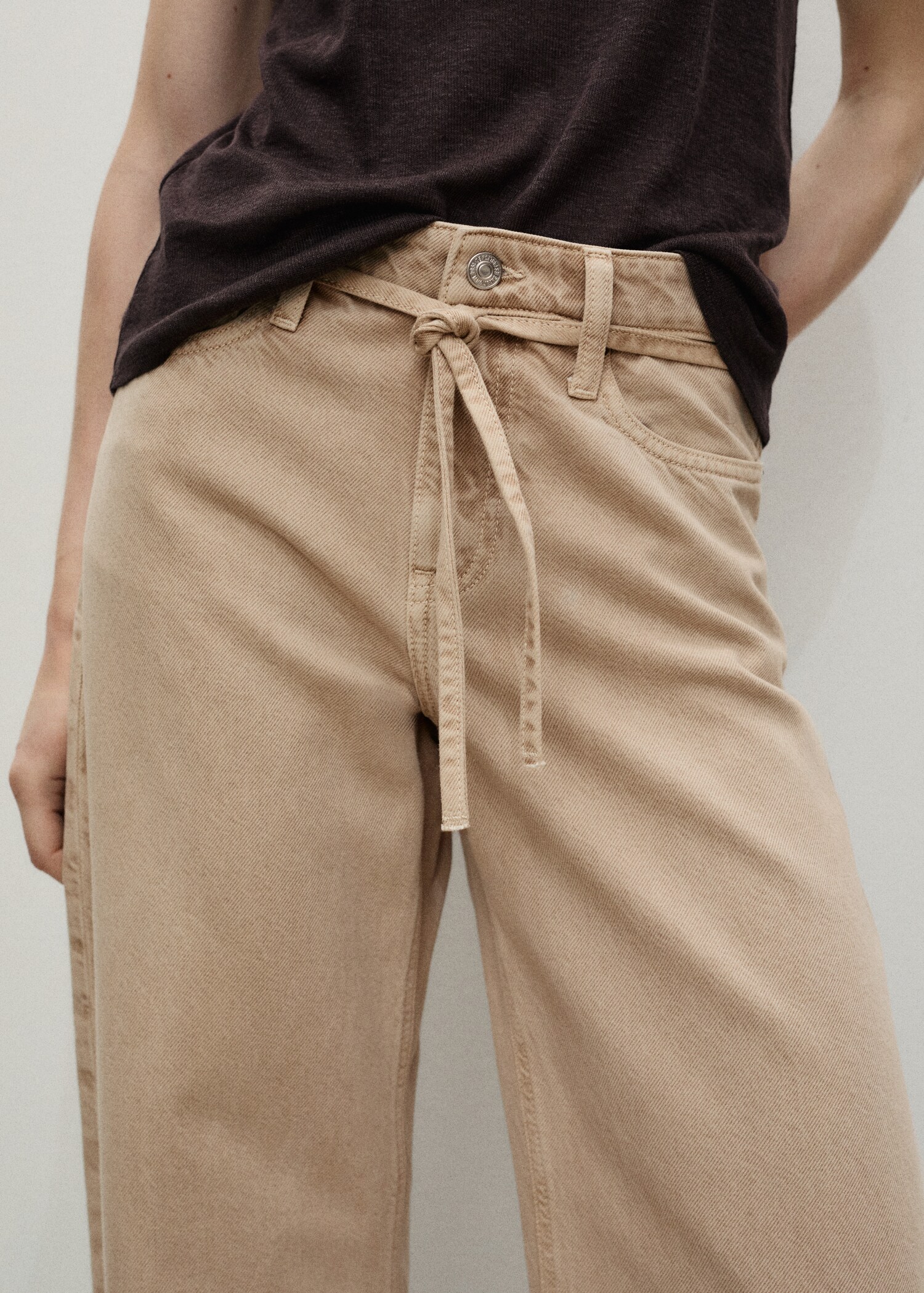 Balloon jeans with belt - Details of the article 6