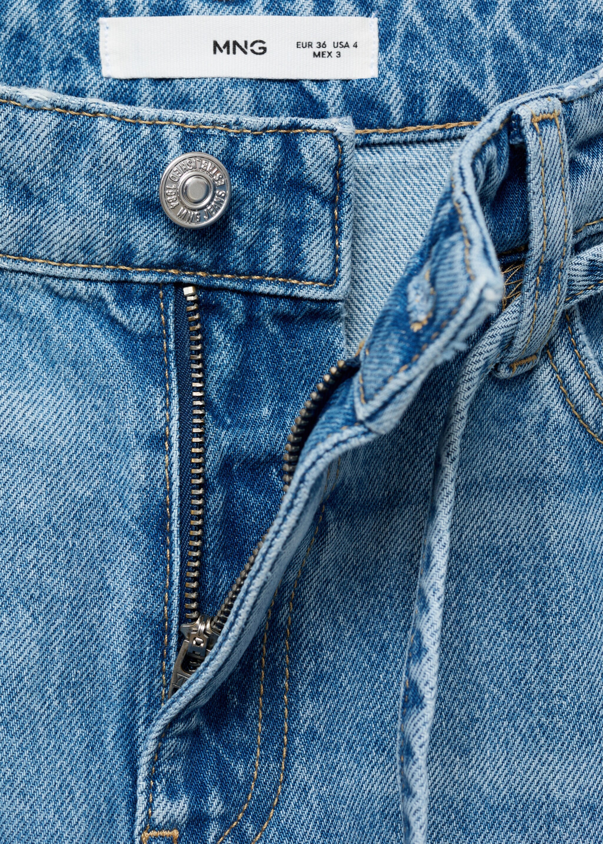 Balloon jeans with belt - Details of the article 0, Medium Blue. Ref: 87017176-00.