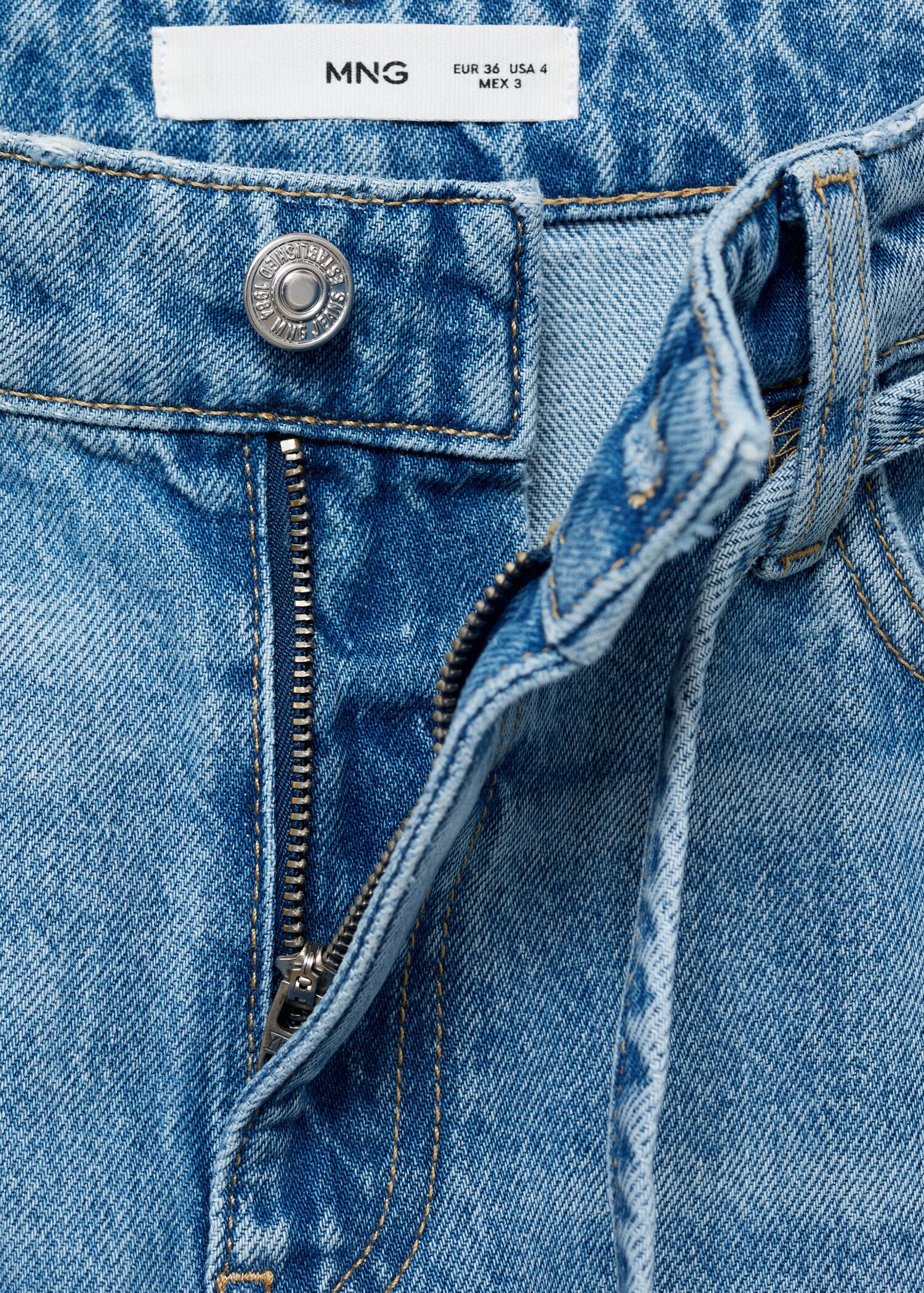 Balloon jeans with belt - Details of the article 0