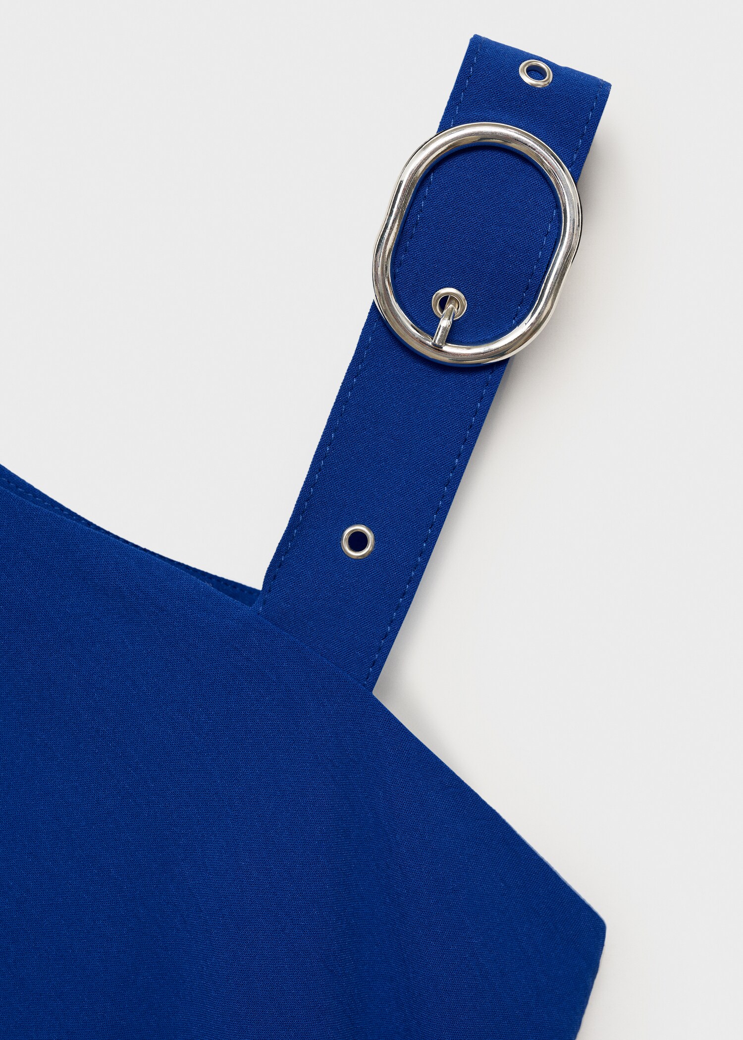Asymmetrical buckle strap dress - Details of the article 8