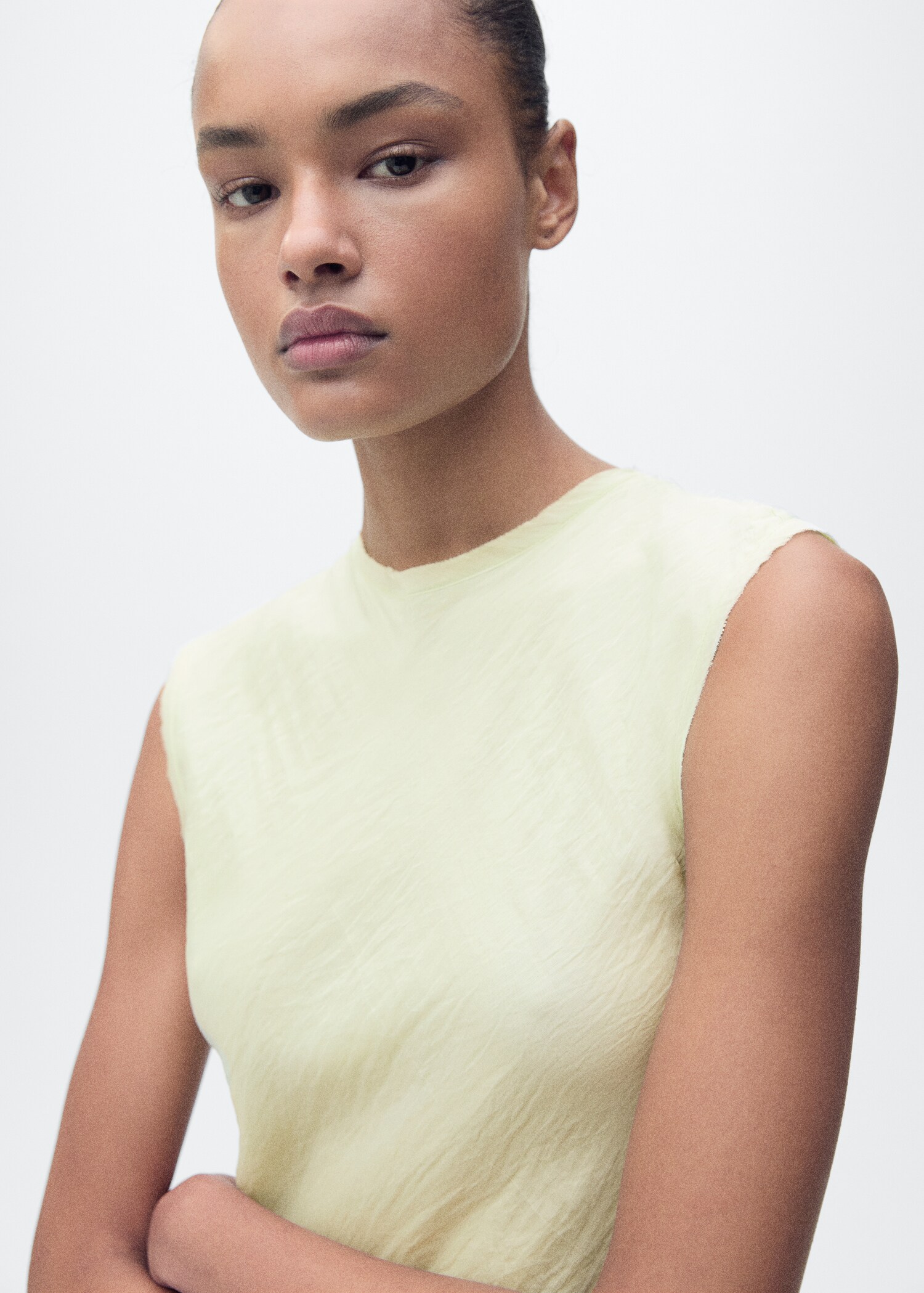 Vestido midi efecto arrugado - Detalle del artículo 1