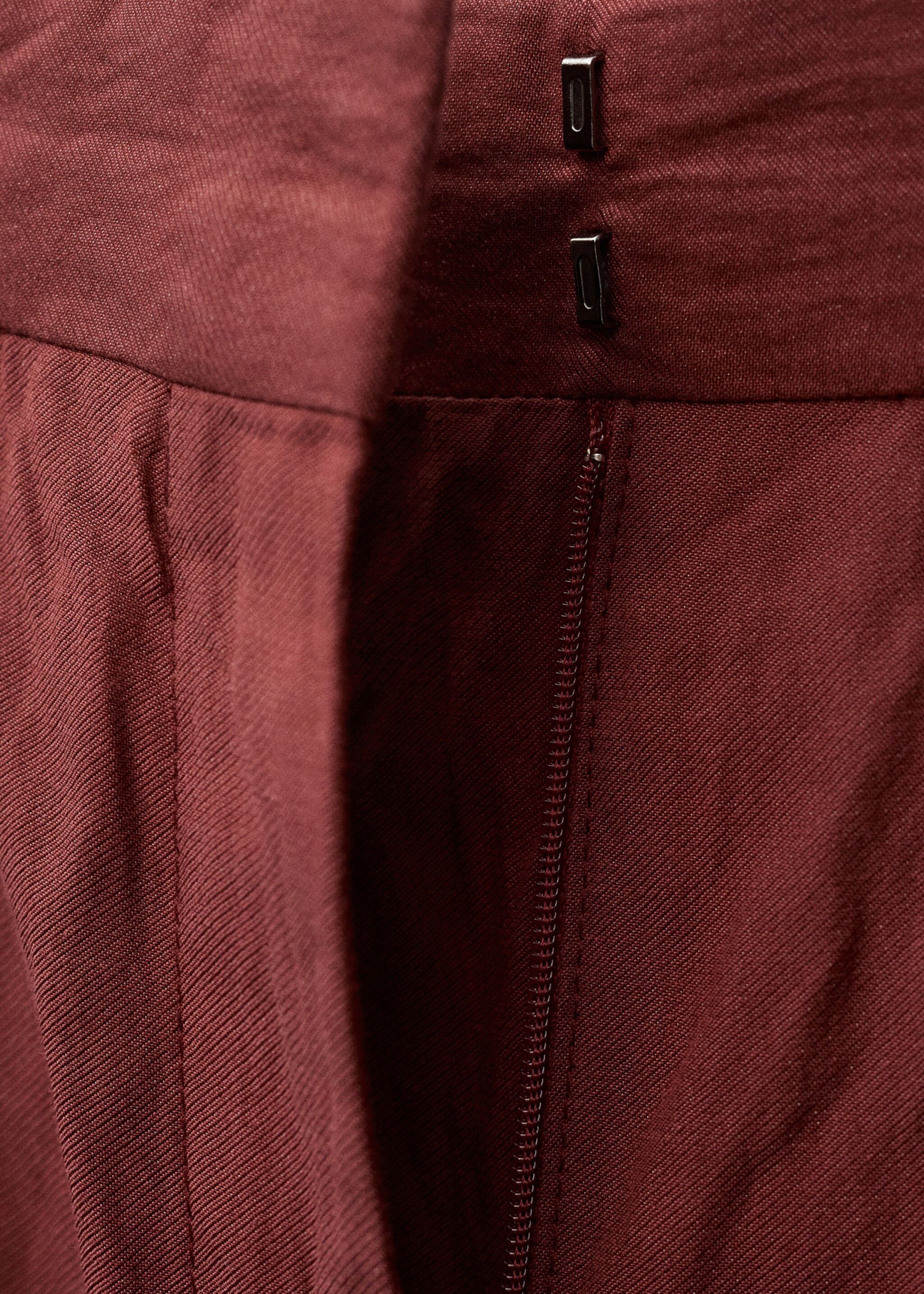 Wide leg suit trousers with a creased effect - Details of the article 0, Wine. Ref: 87017718-00.