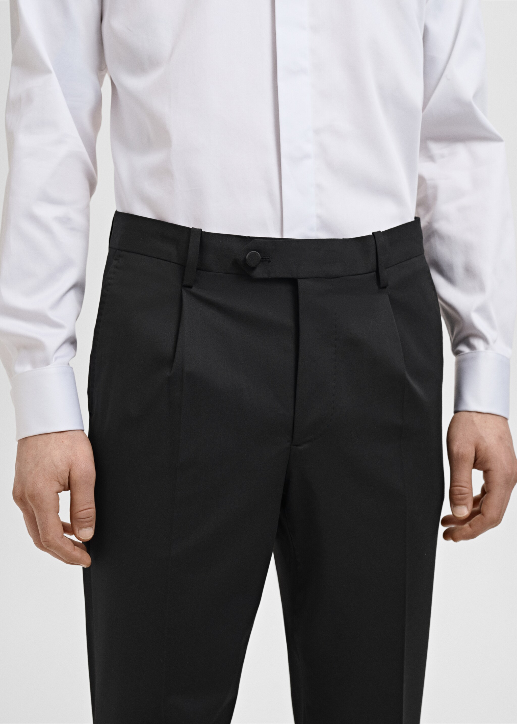 Straight-fit suit trousers - Details of the article 1, Black. Ref: 87017893-00.