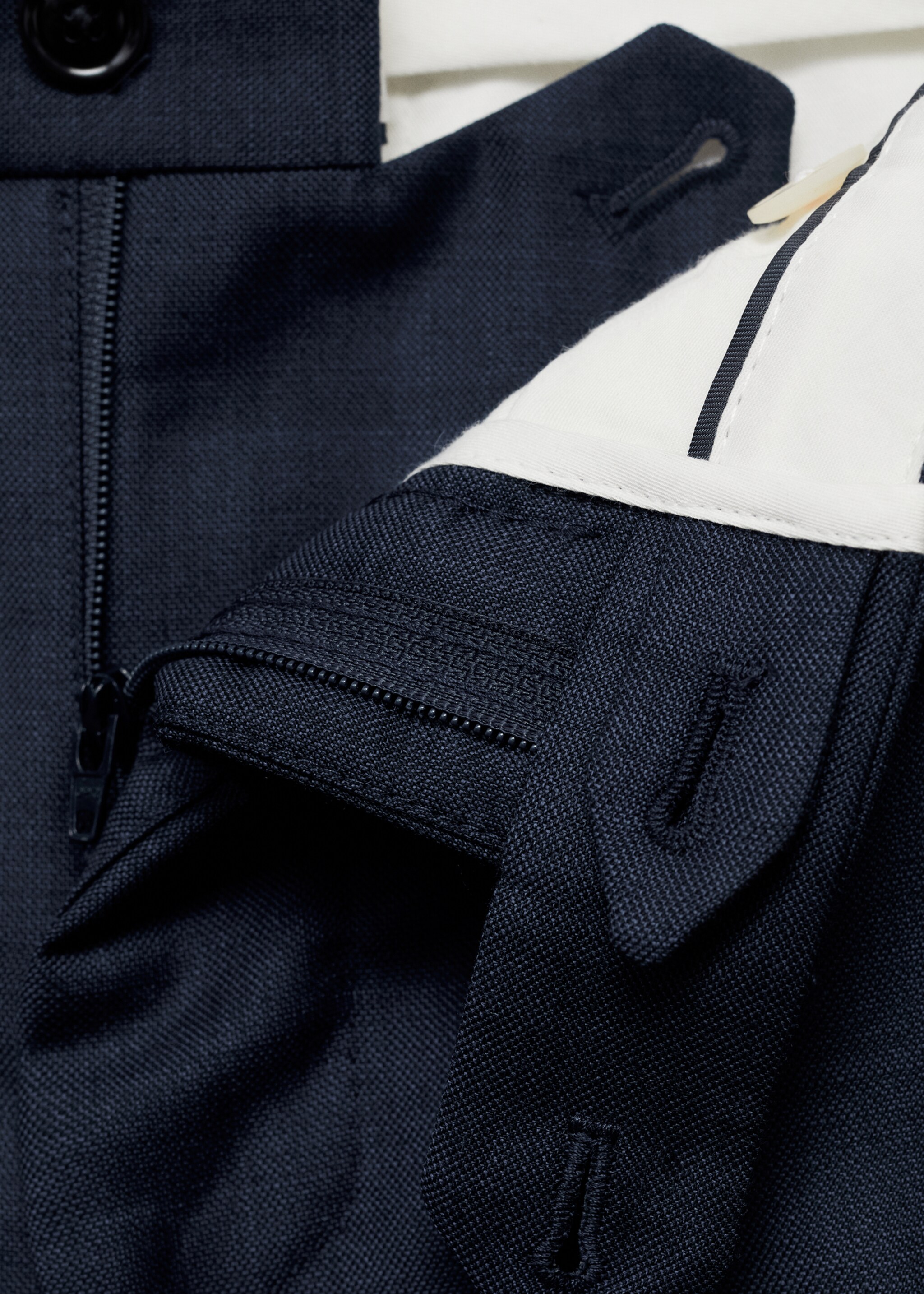 Anzughose Venecia aus 100 % Schurwolle - Detail des Artikels 8, Marineblau. Ref: 87017898-00.