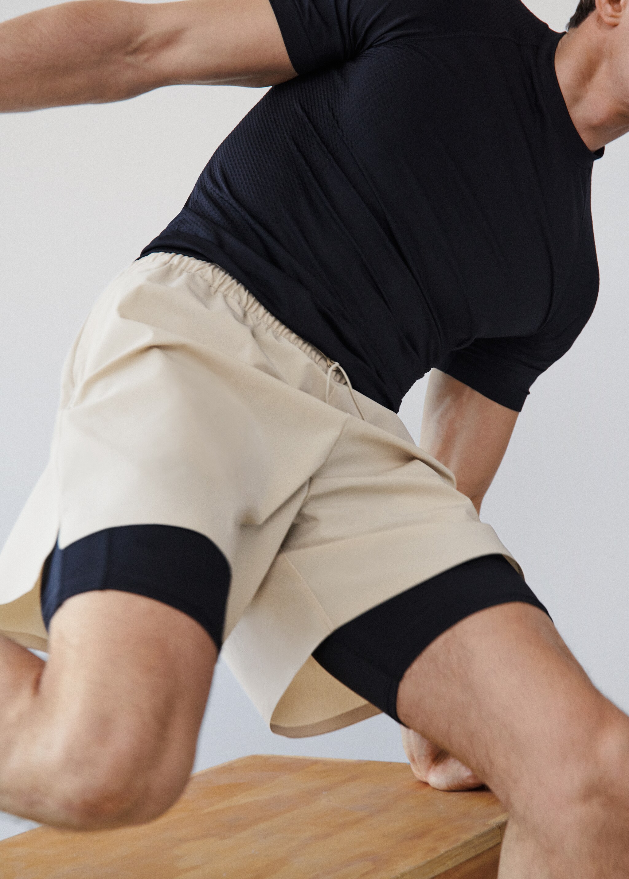 Pantalón corto deportivo técnico - Detalle del artículo 3