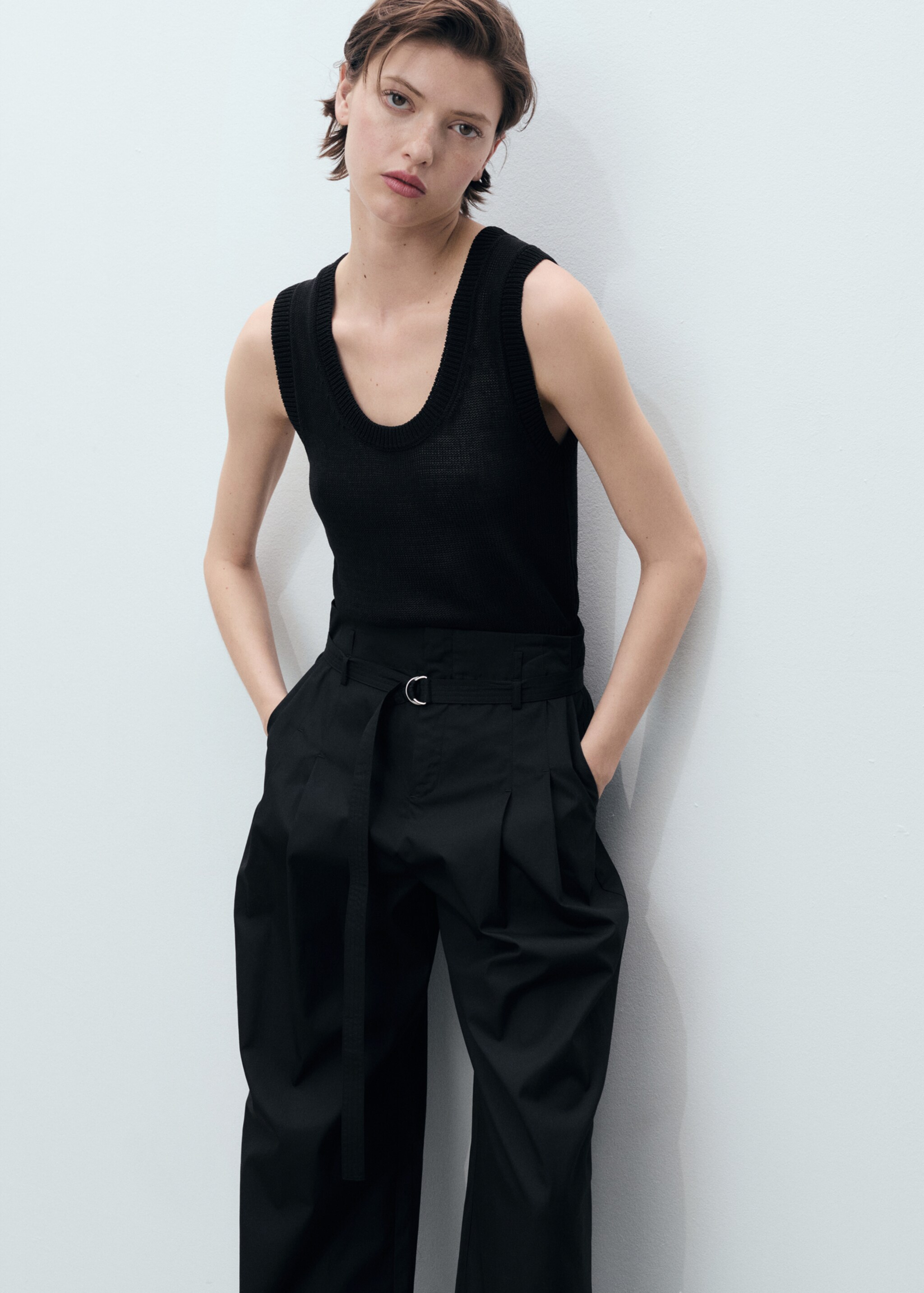 Pantaloni wide-leg cu curea - Detaliu al articolului 1, Negru. Ref: 87019066-00.