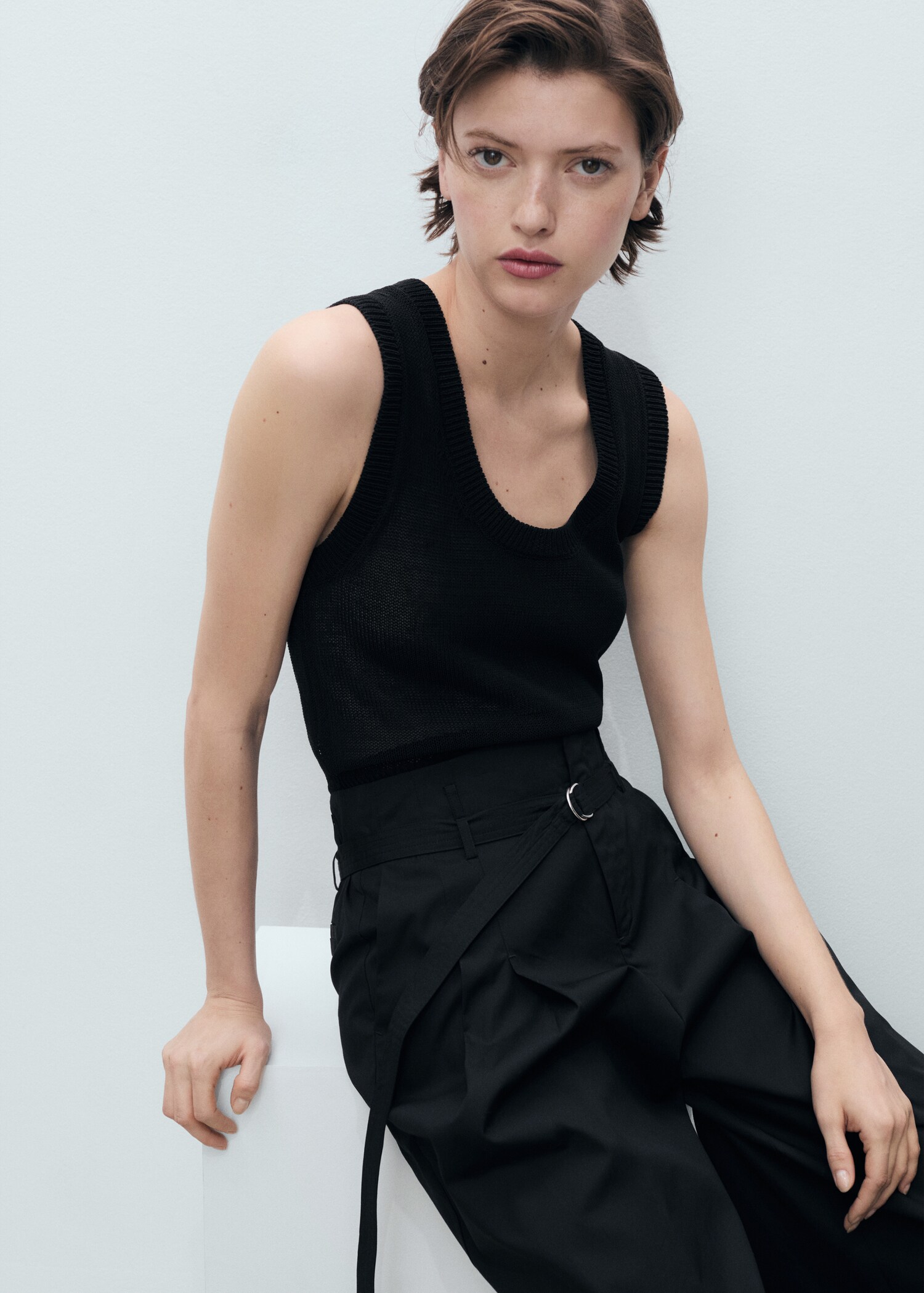 Wide leg trousers with belt - Details of the article 2